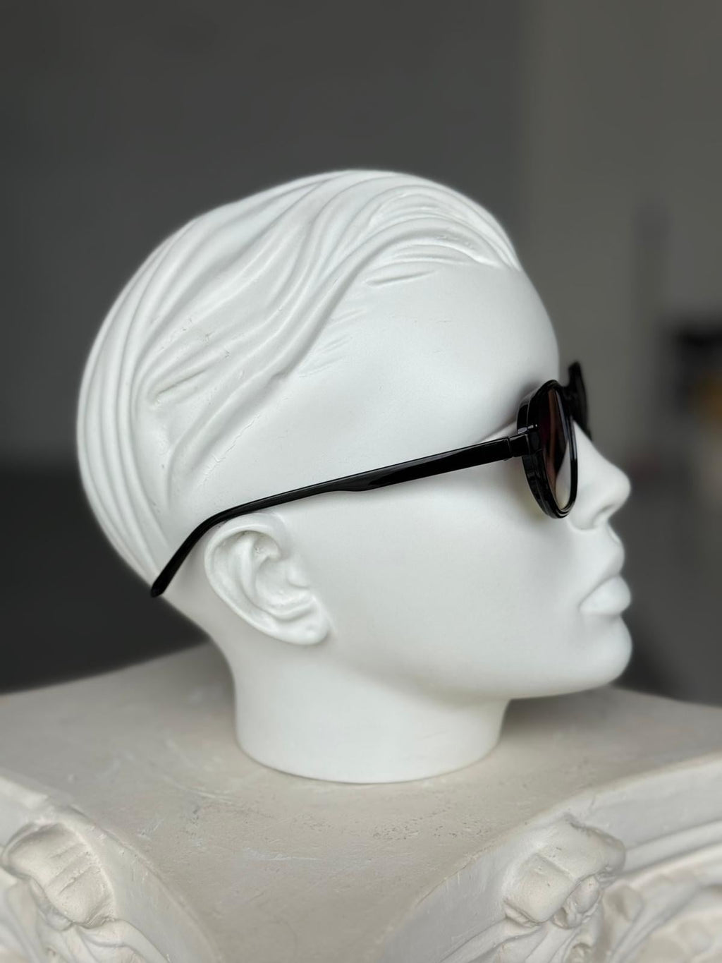 Gradient Lens Black Frame Sunglasses