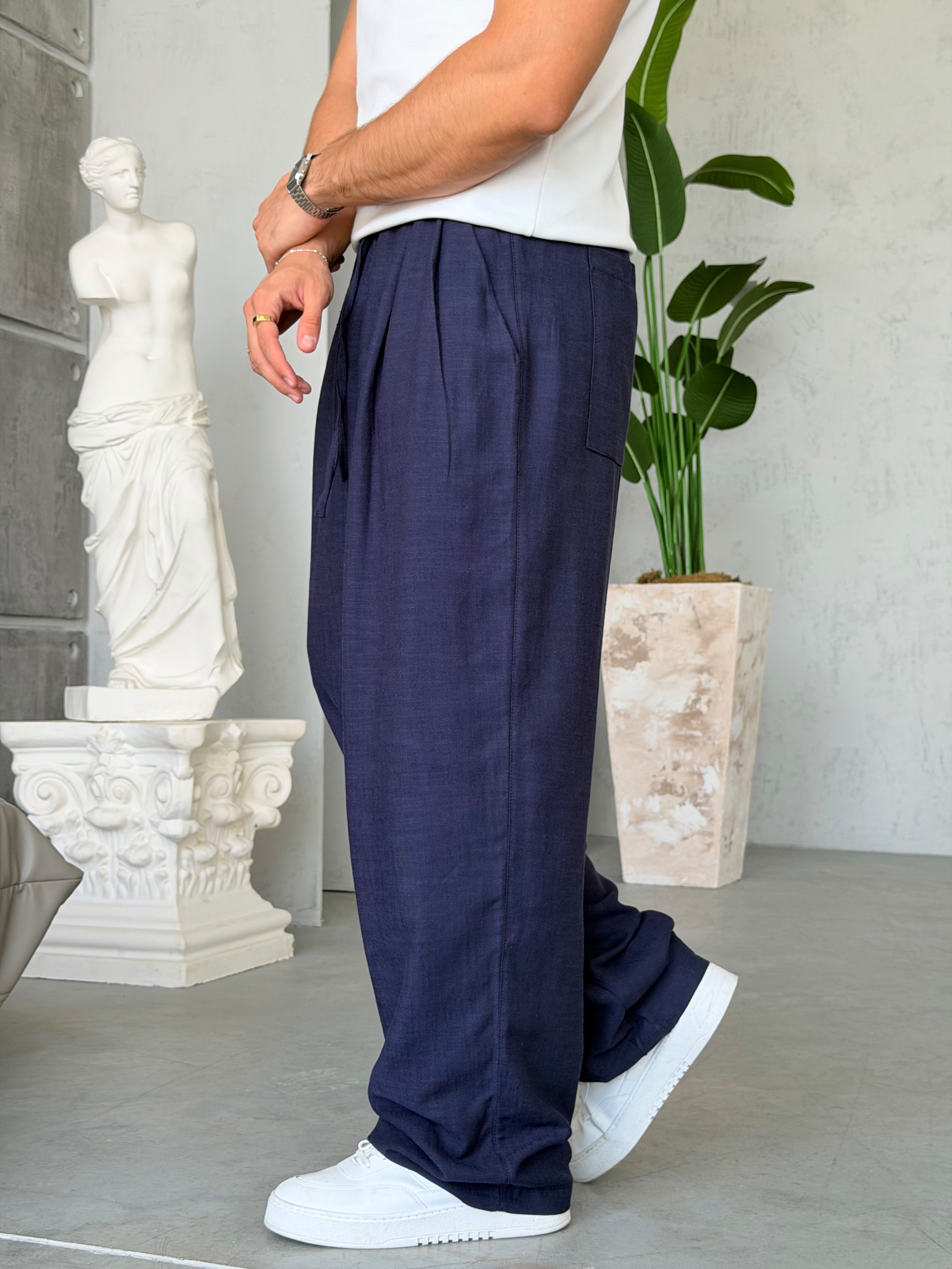 Linen Pleated Baggy Pants