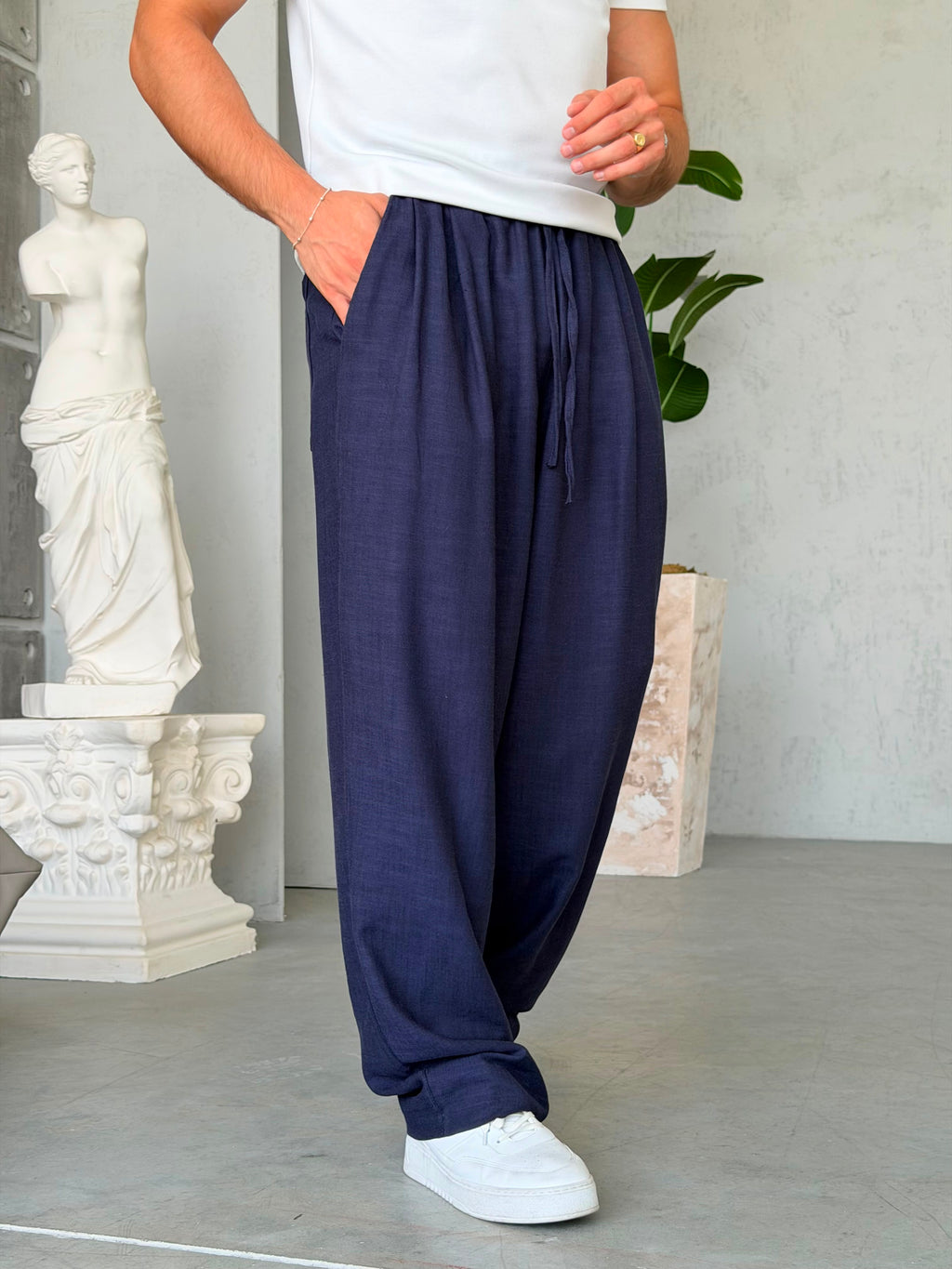 Linen Pleated Baggy Pants