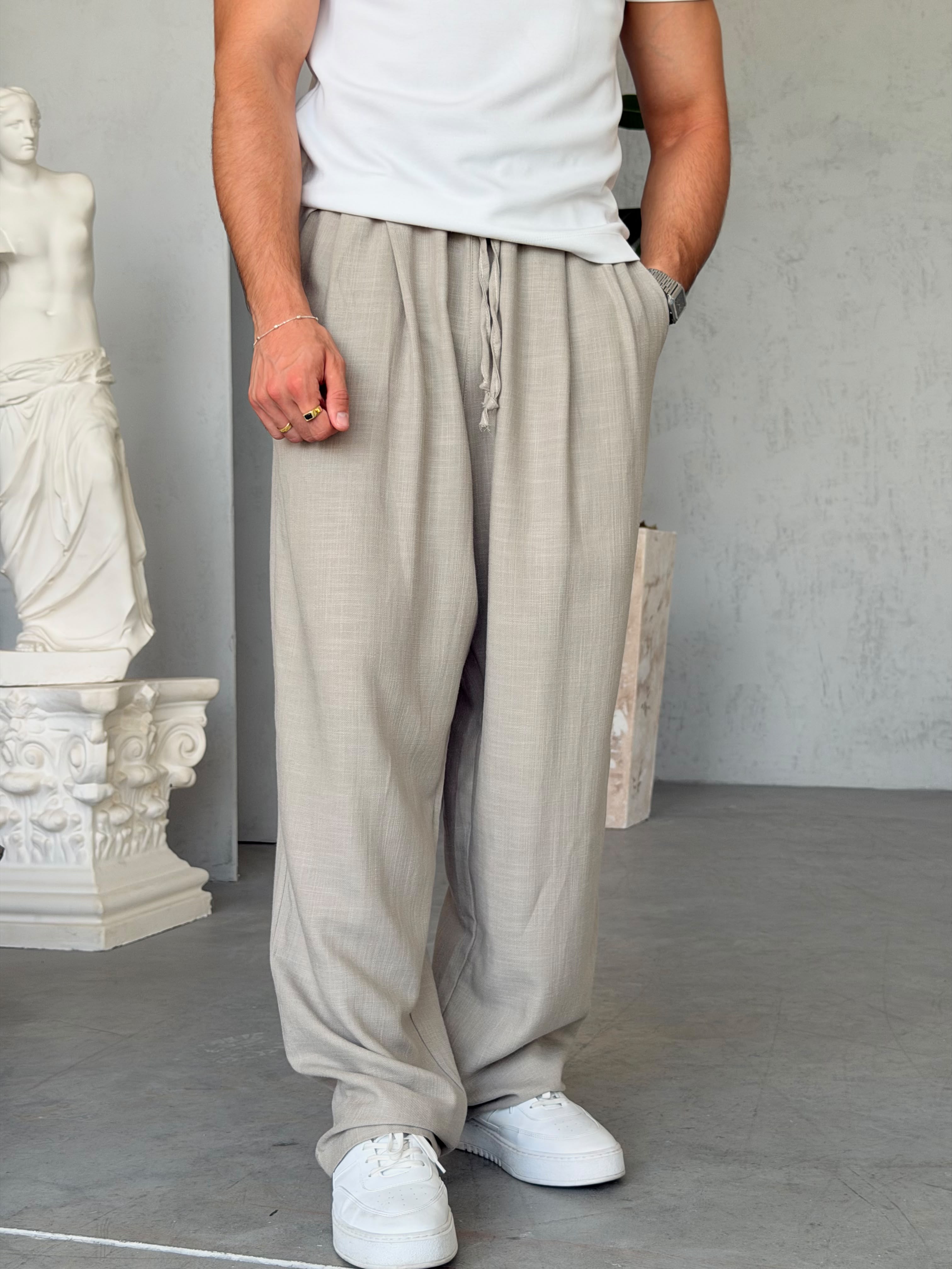 Linen Pleated Baggy Pants