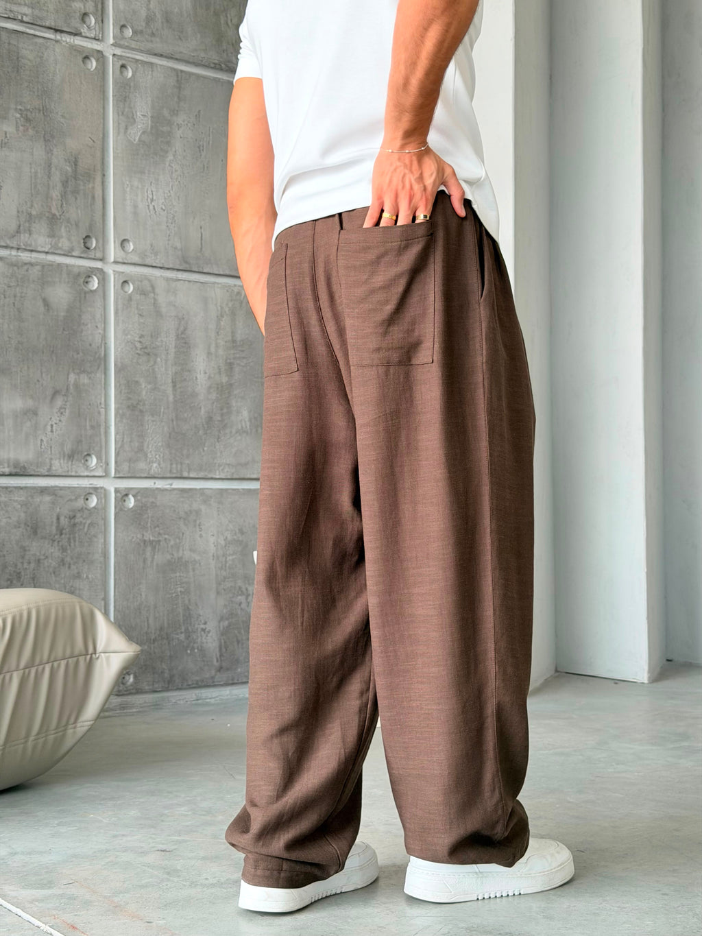 Linen Pleated Baggy Pants