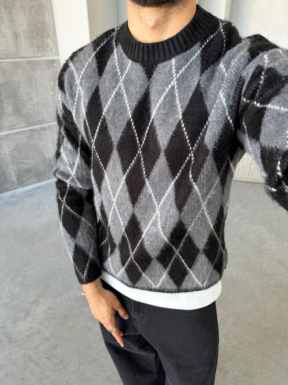 Baklava Knit – Black Gri
