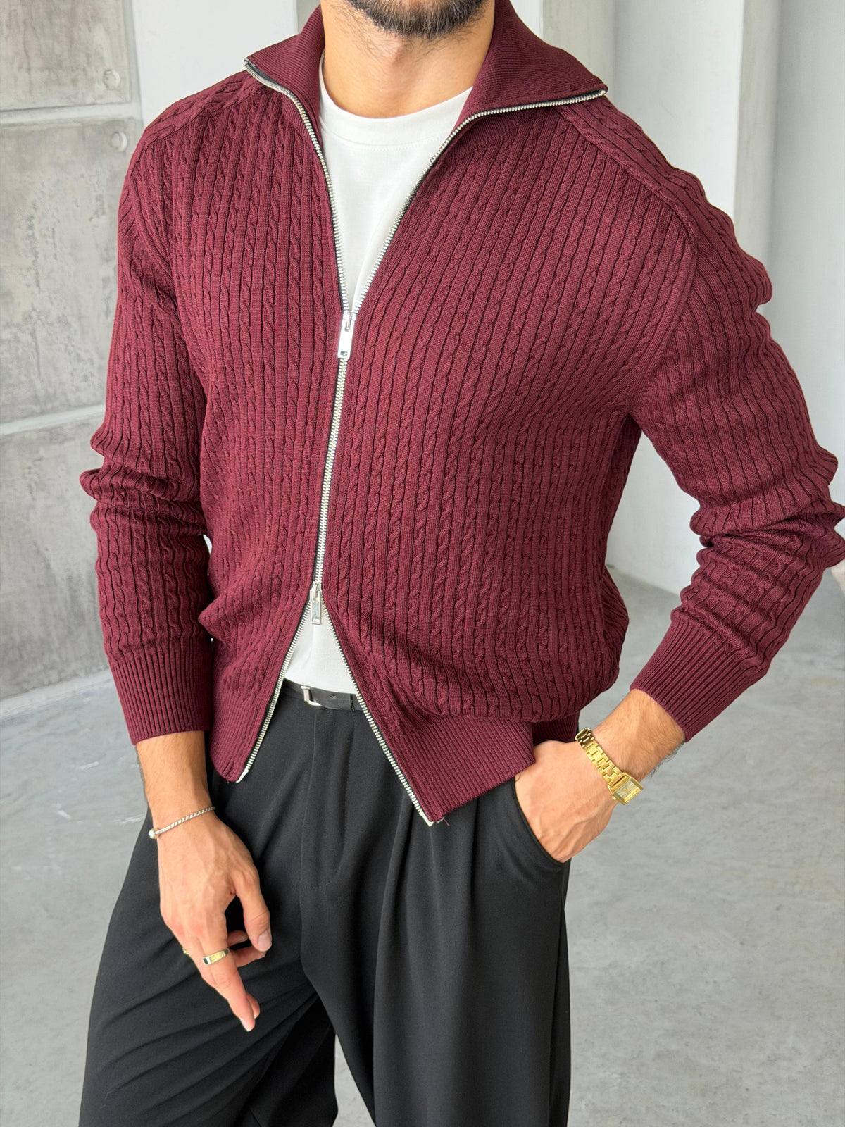 Textured Knit Double-Zip Cardigan – Bordo
