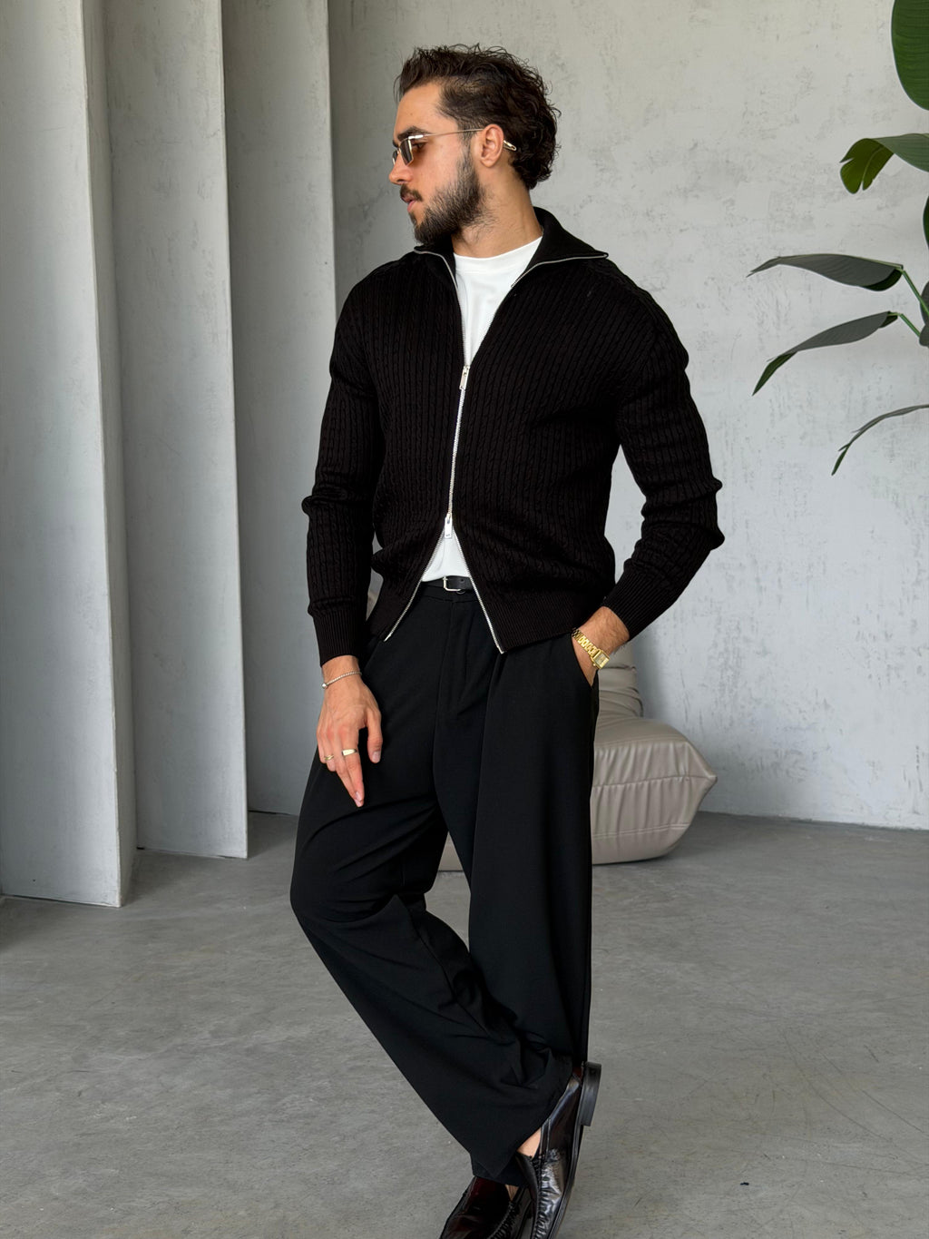 Textured Knit Double-Zip Cardigan – Black