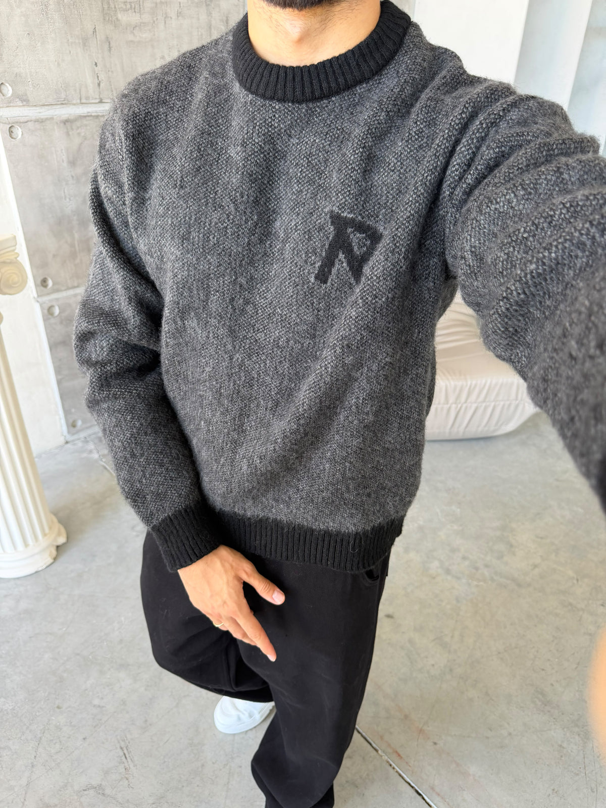 R Letter Premium Washed Oversized Knit Sweater - BLACK