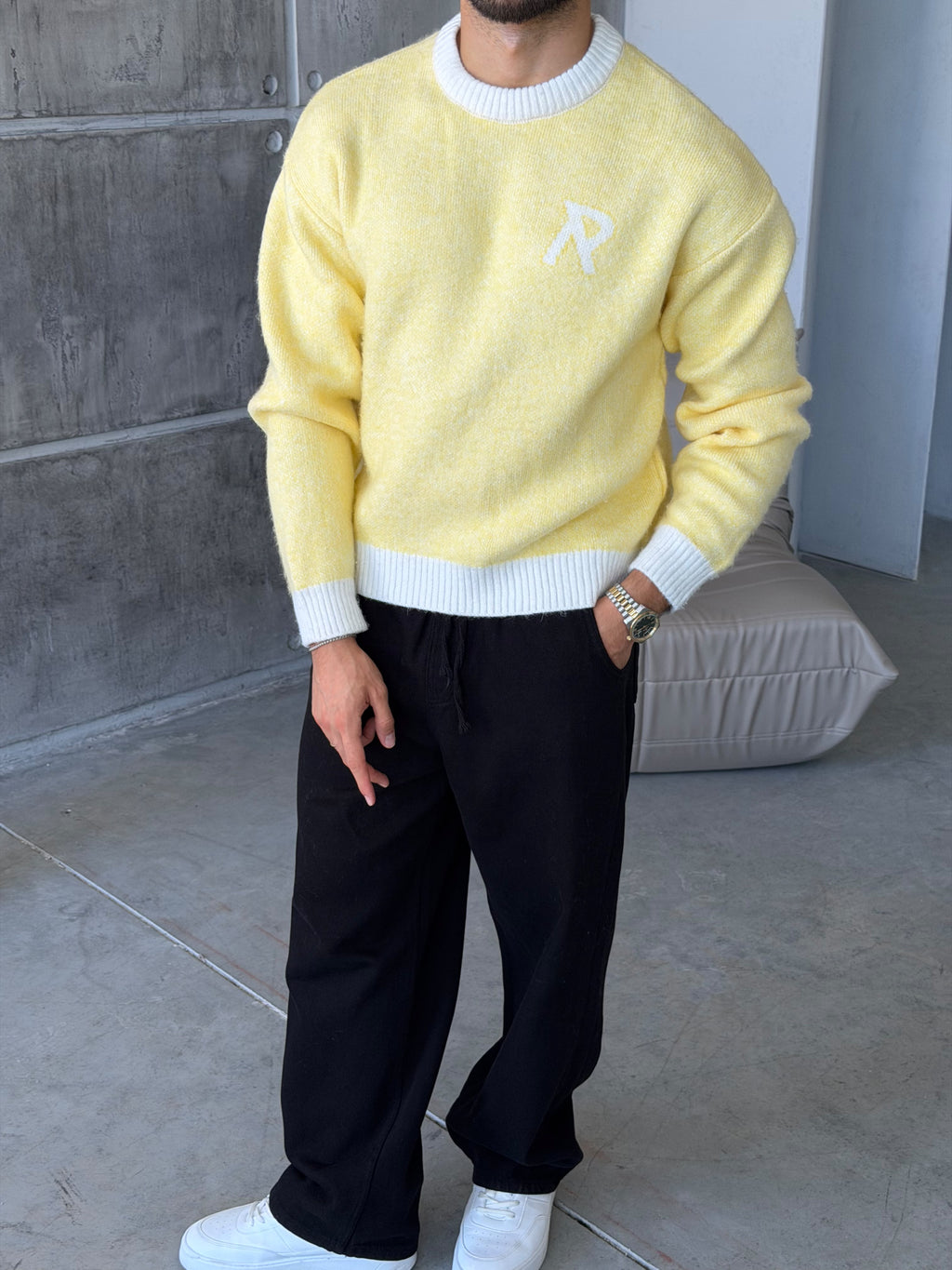 R Letter Premium Washed Oversized Knit Sweater - YELLOW