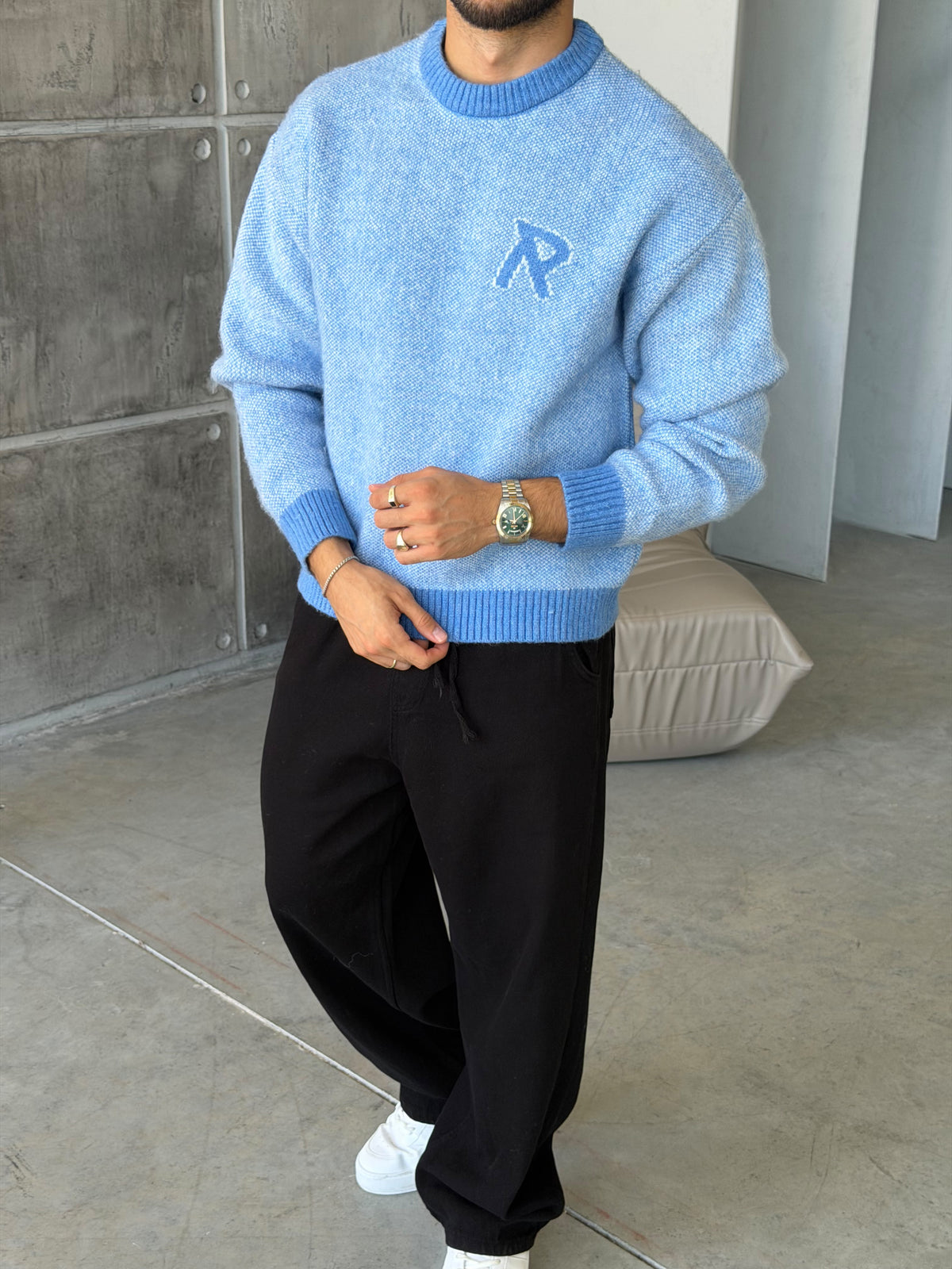 R Letter Premium Washed Oversized Knit Sweater - BABY BLUE