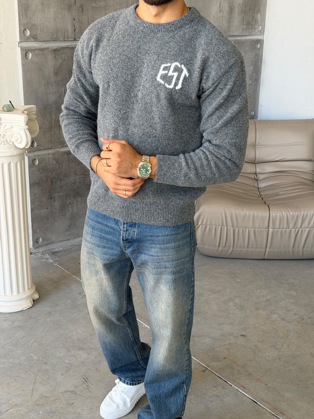 Soft Touch “EST” Oversized Knit Sweater - GRI