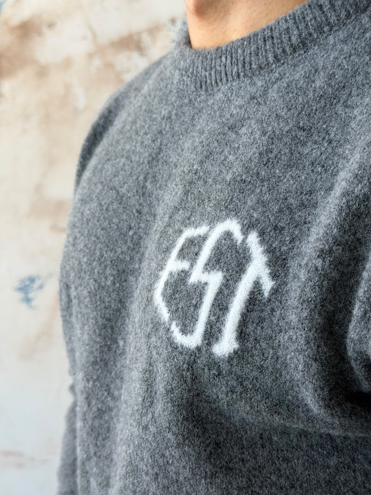 Soft Touch “EST” Oversized Knit Sweater - GRI