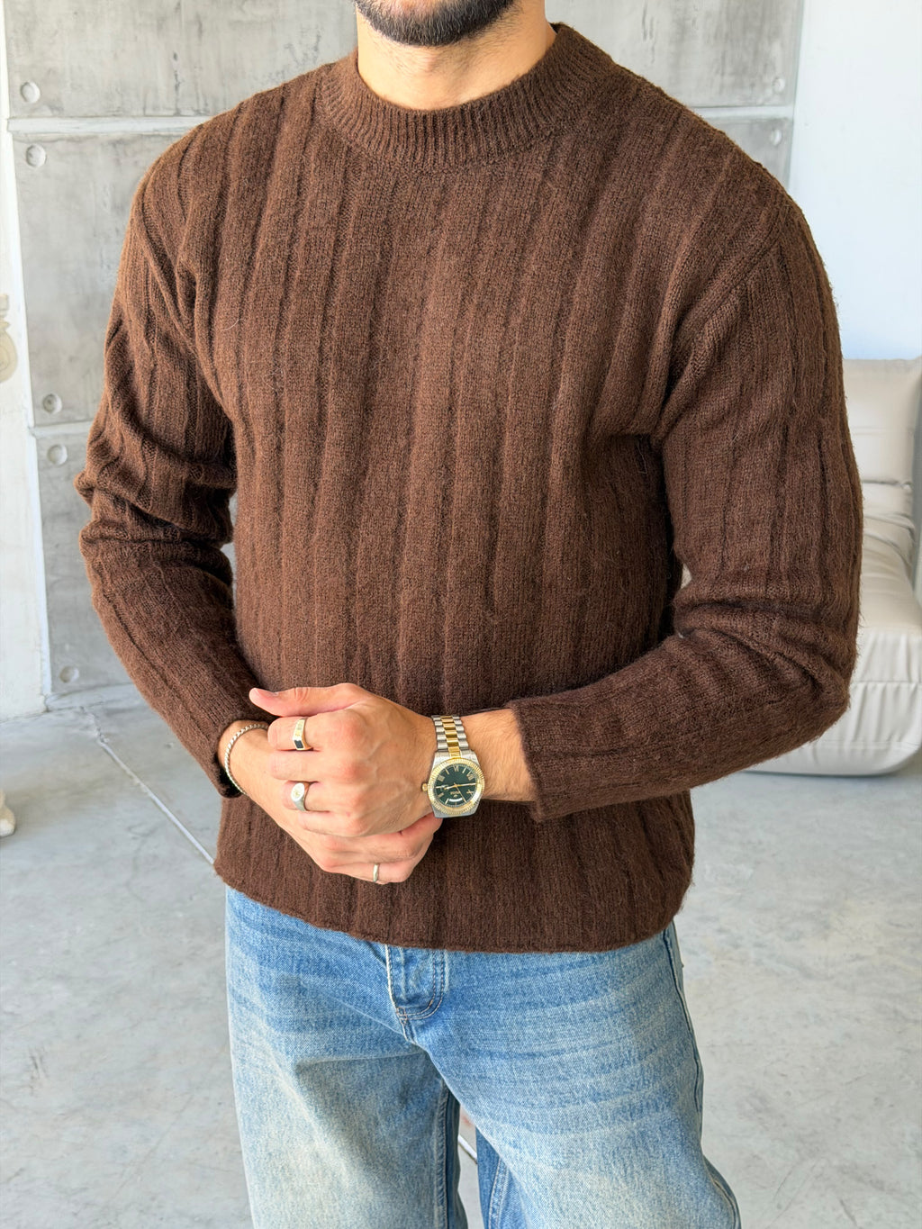 Ribbed Knit Sweater – Brown
