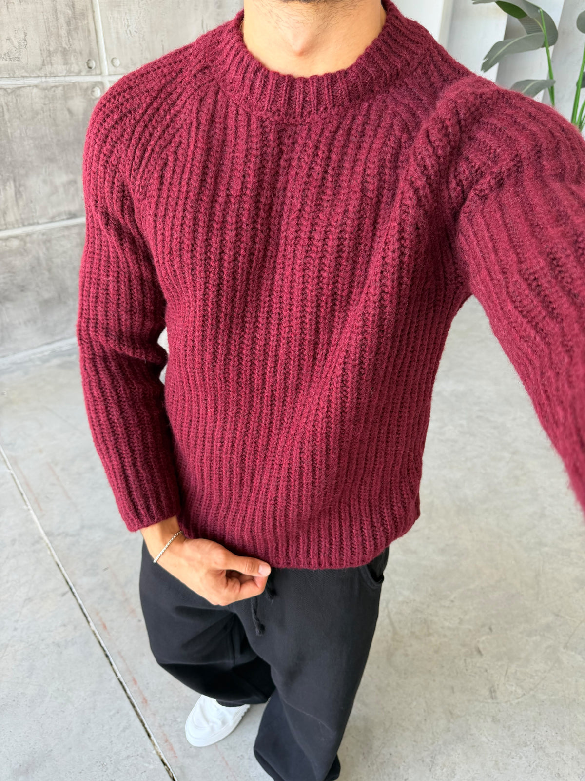 Raglan Sleeve Ribbed Knit Sweater – Bordo