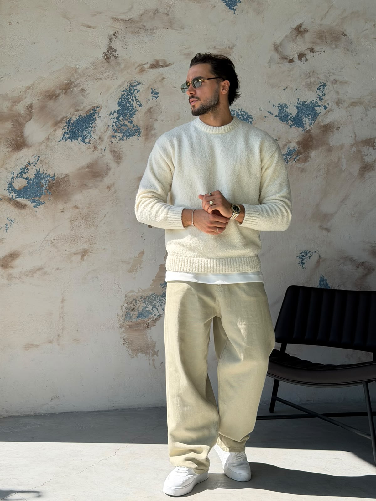 Soft Textured Bouclé Knit Sweater – Ecru
