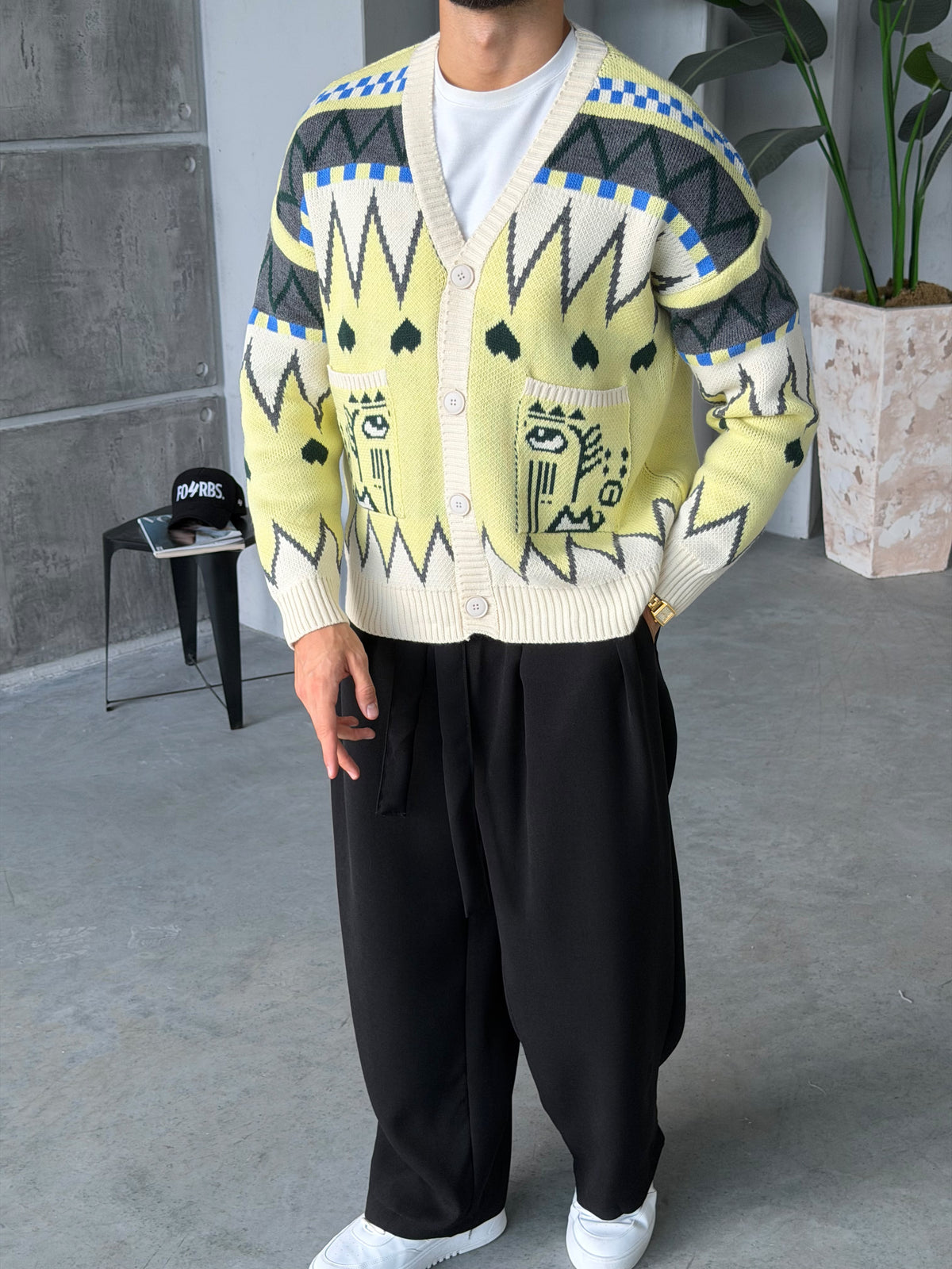 Ethnic Pattern Pocket Knit Cardigan