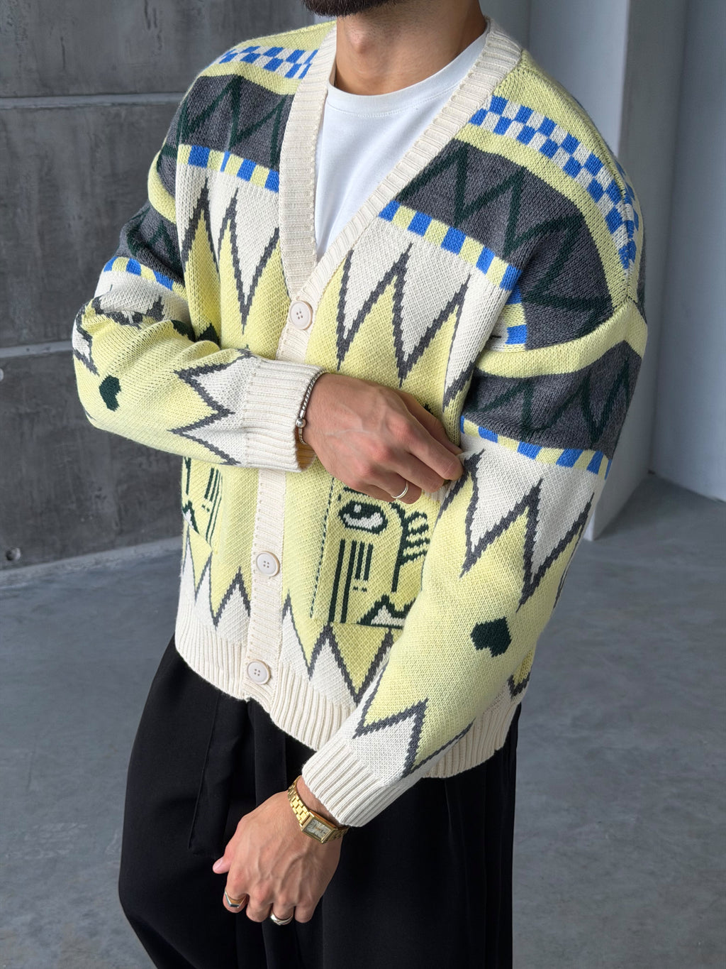 Ethnic Pattern Pocket Knit Cardigan