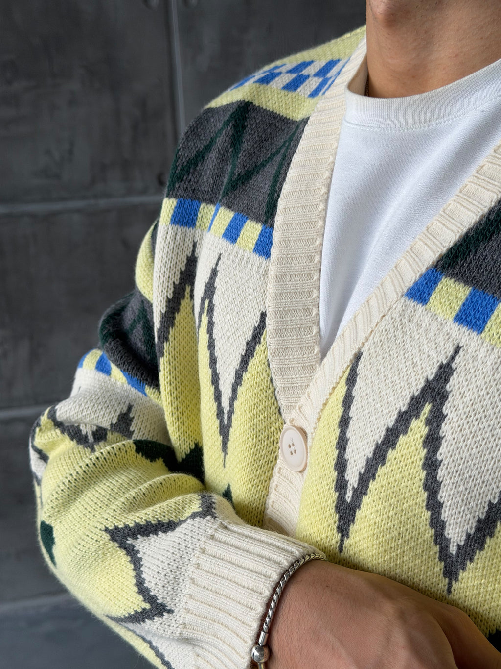 Ethnic Pattern Pocket Knit Cardigan
