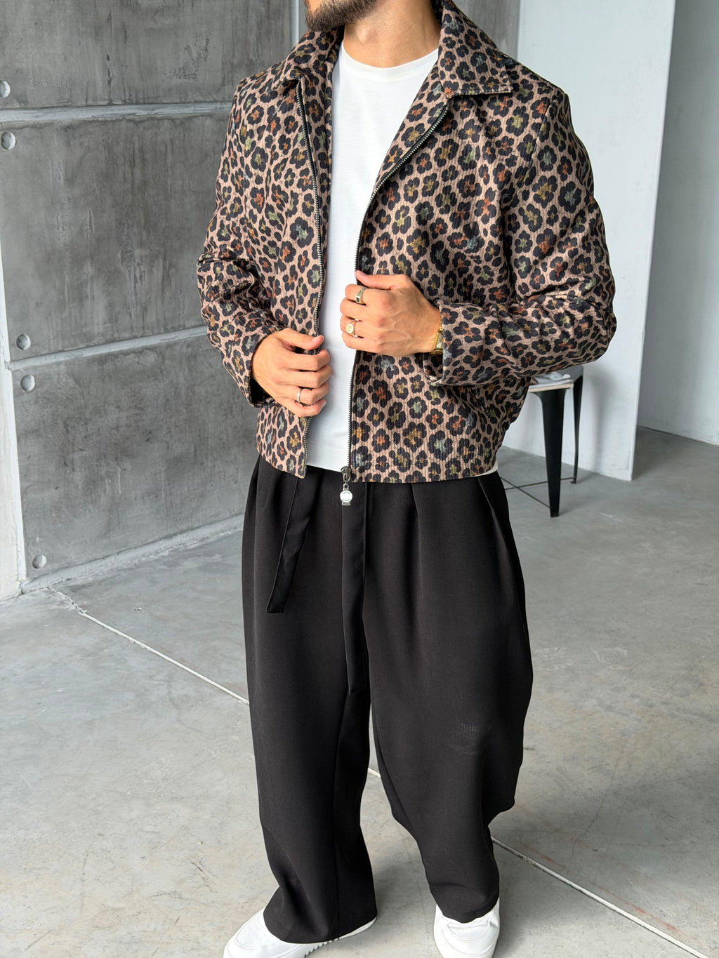 Cheetah Pattern Zip-Up Jacket