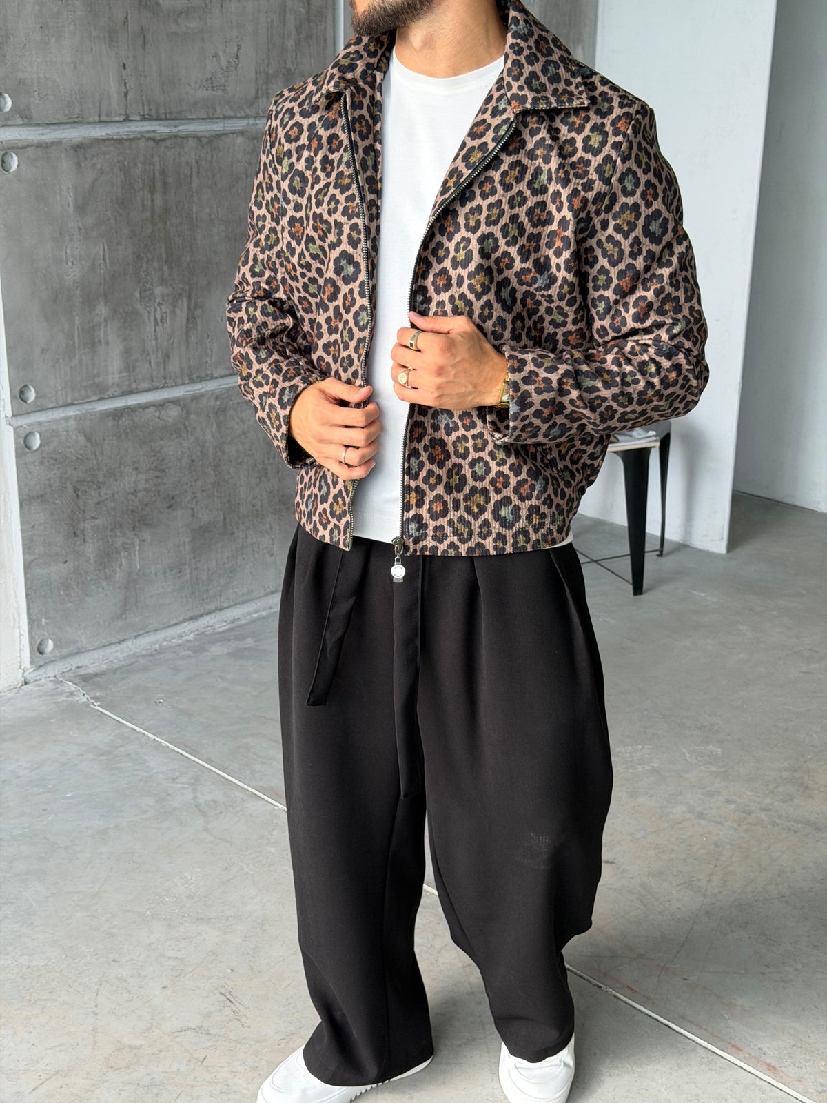 Cheetah Pattern Zip-Up Jacket
