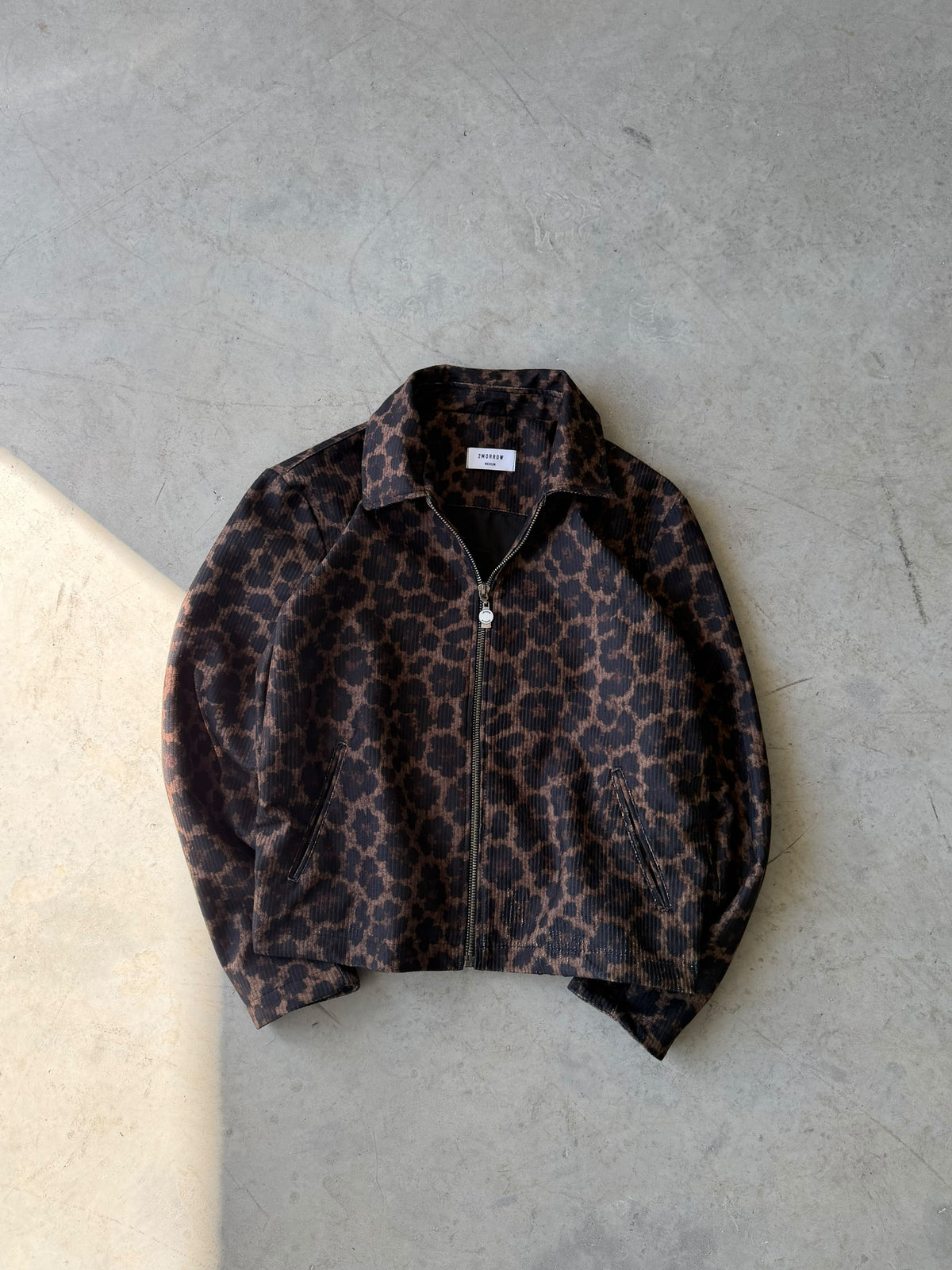 Cheetah Pattern Zip-Up Jacket