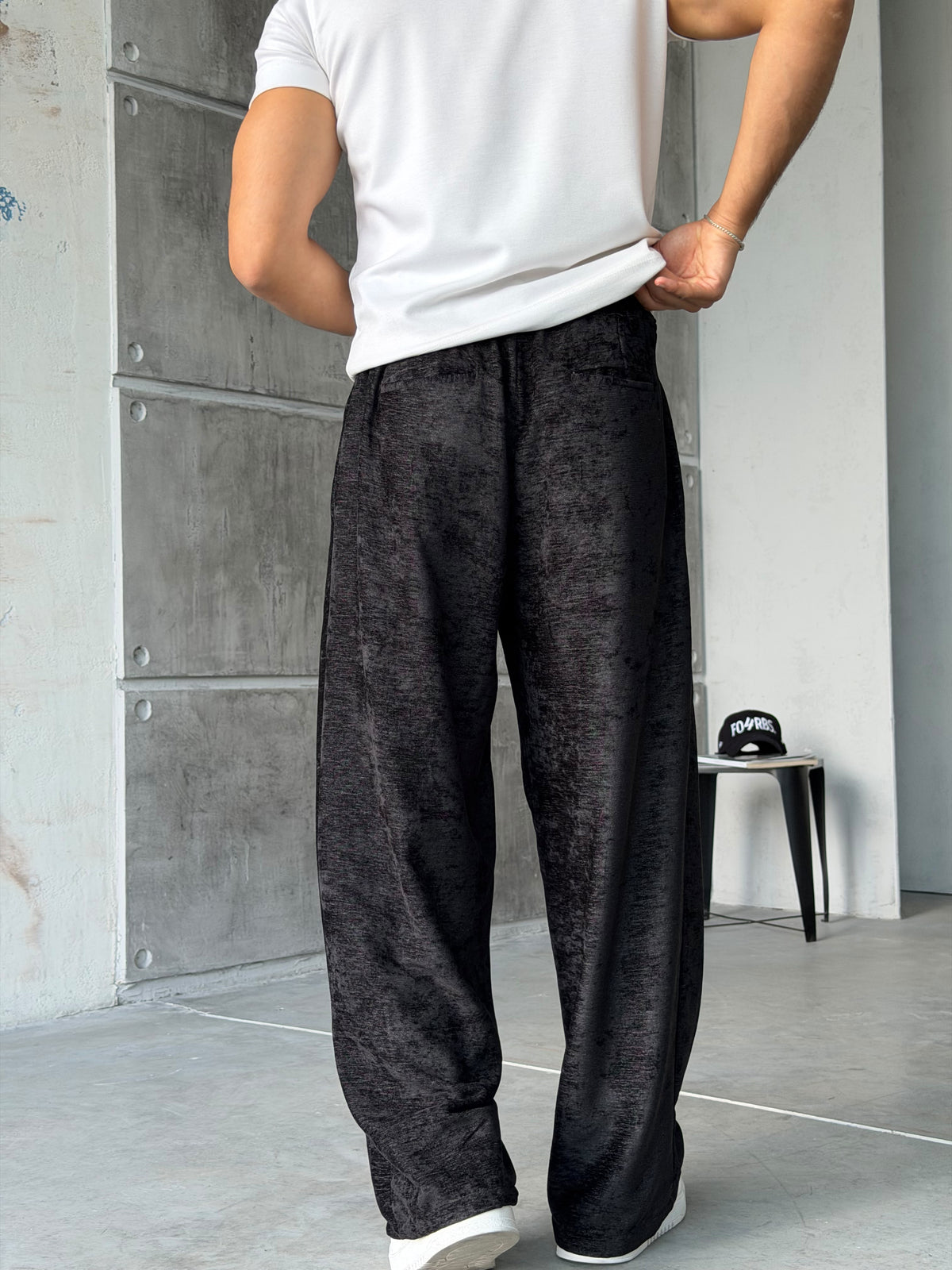 Chenille Fabric Baggy Pants – Black