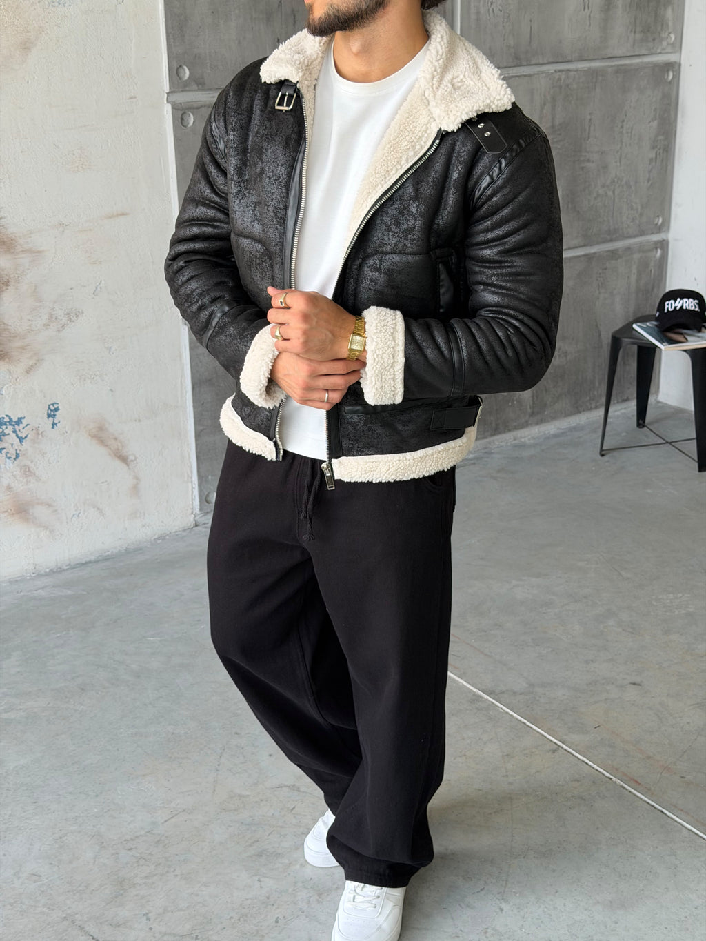 Vintage Pilot Jacket – Black/White Collar