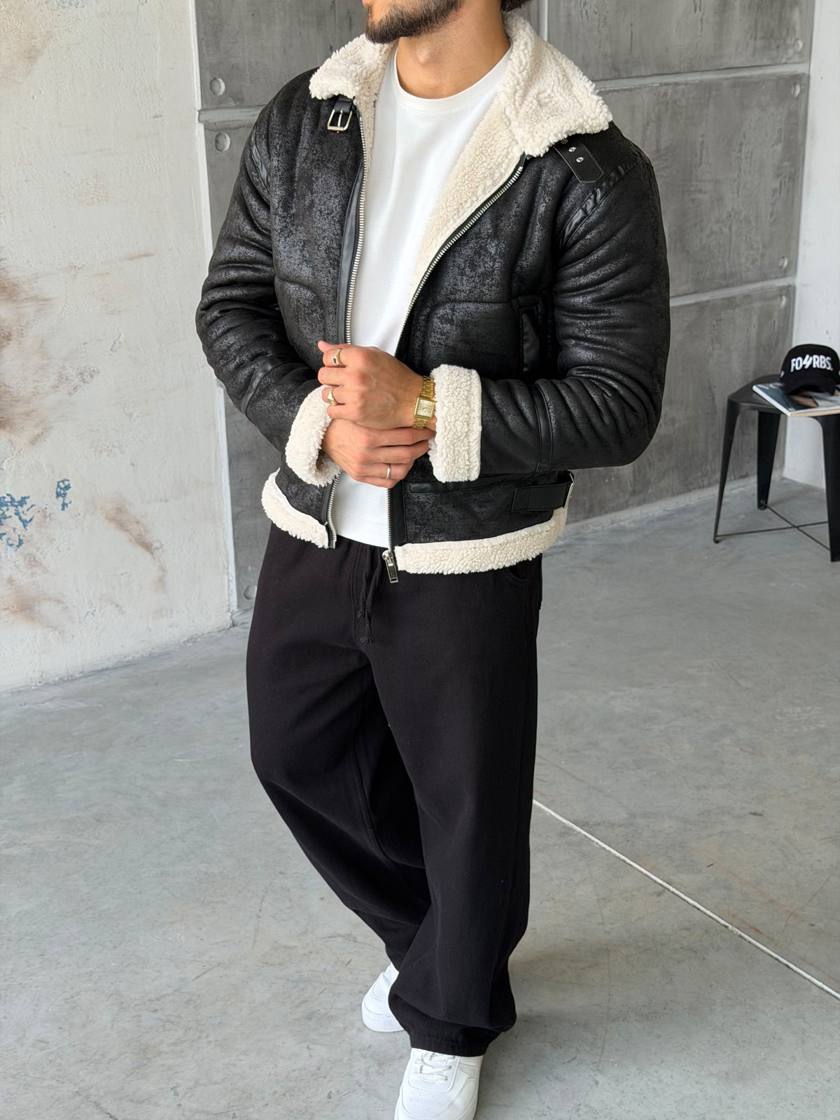 Vintage Pilot Jacket – Black/White Collar