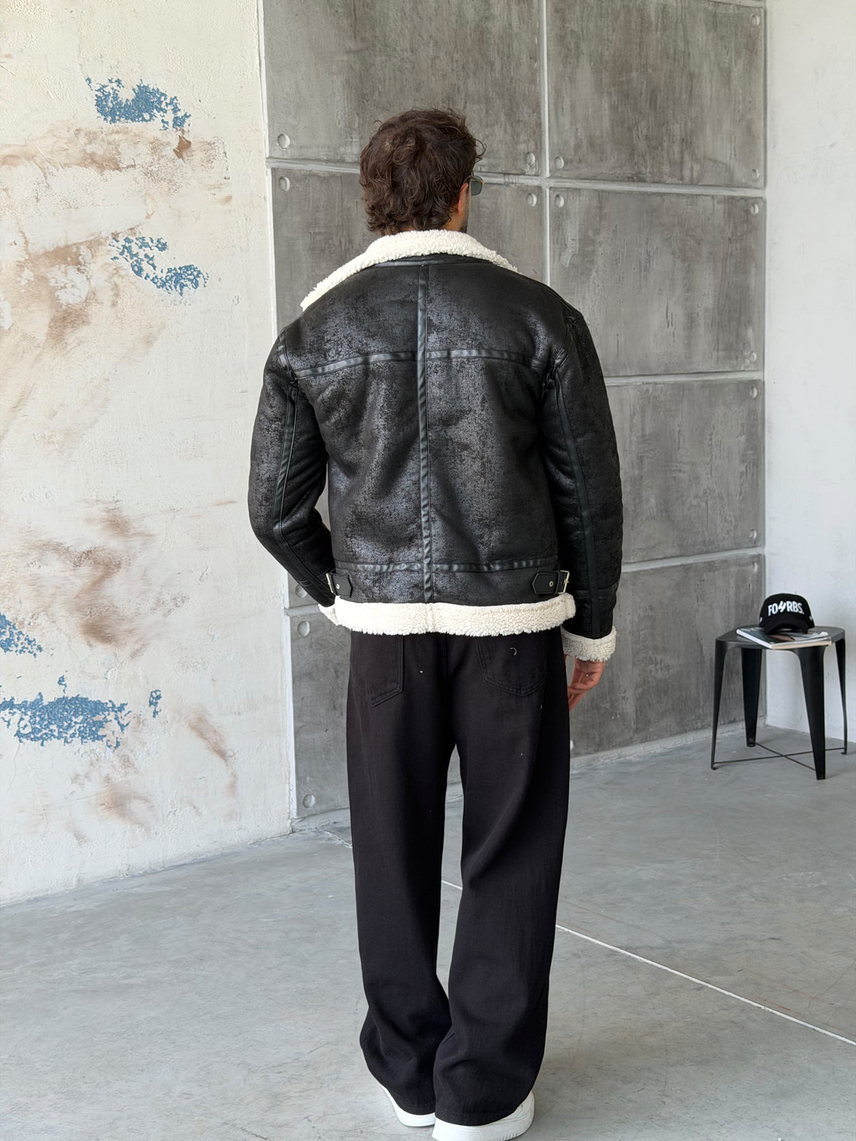Vintage Pilot Jacket – Black/White Collar
