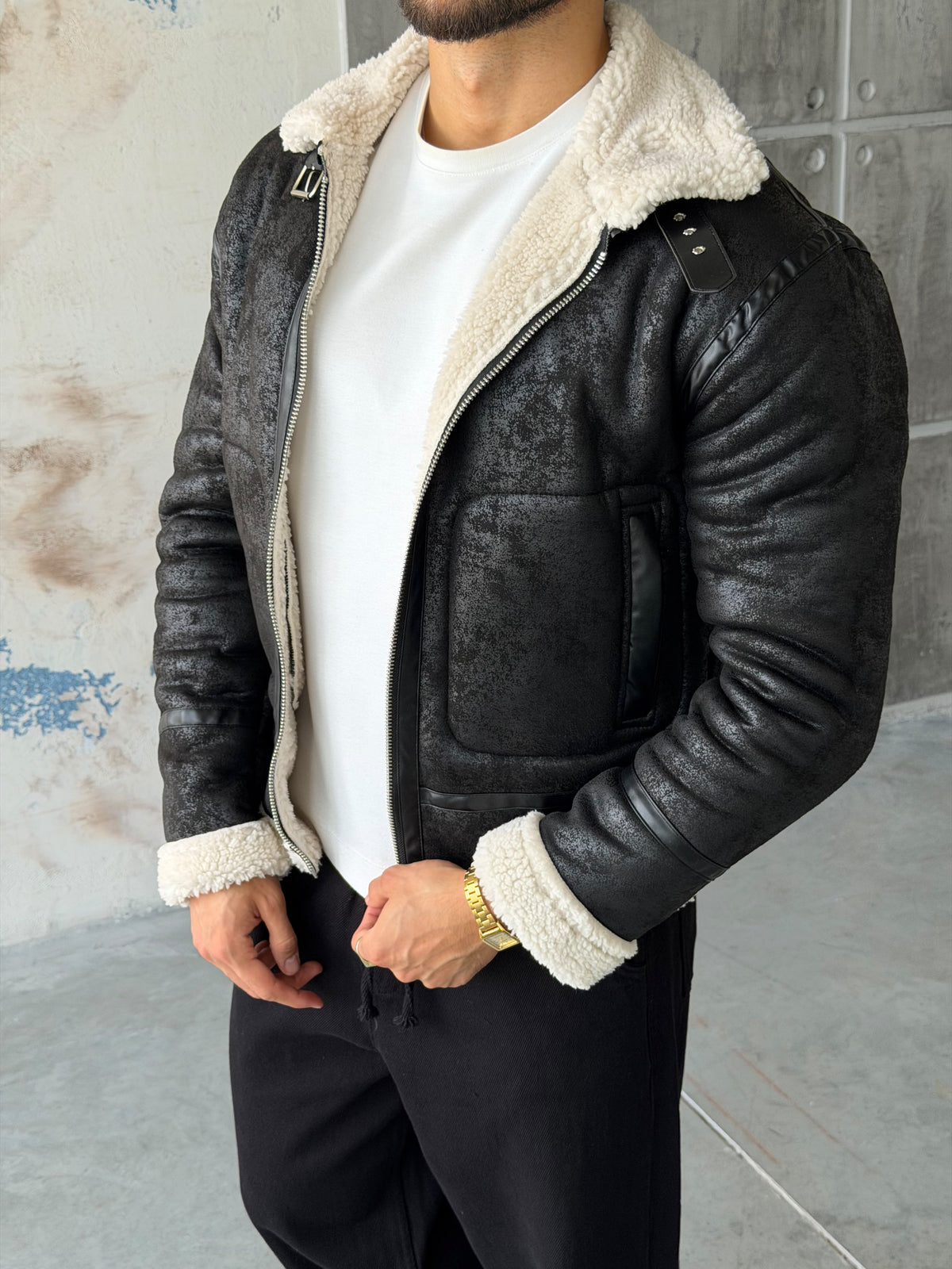 Vintage Pilot Jacket – Black/White Collar