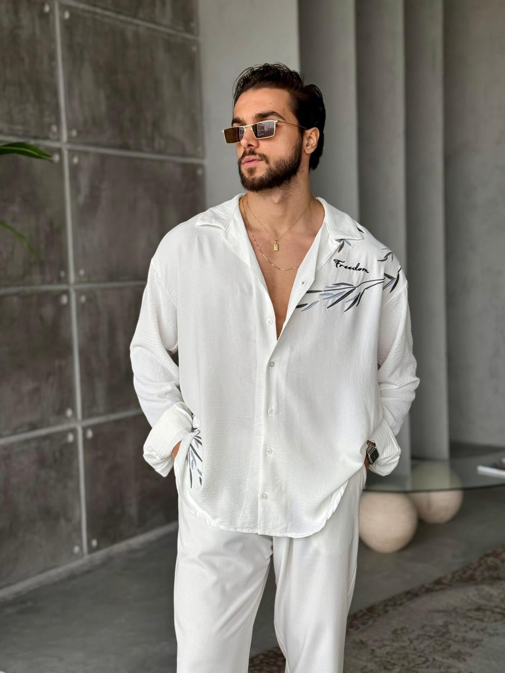 Freedom Shirt - White | GML.07