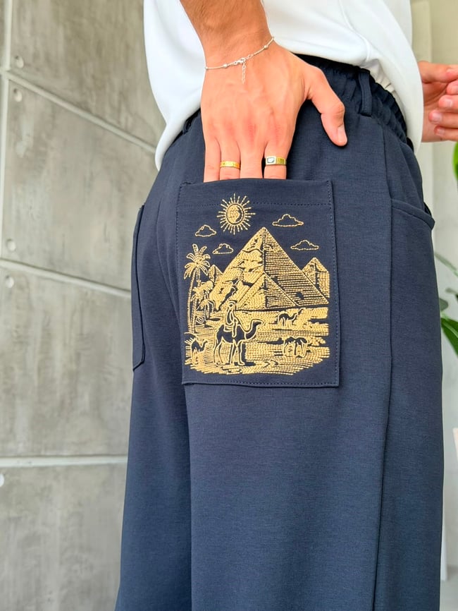 Camel Embroidered Detail Baggy Tracksuit – Navy Blue