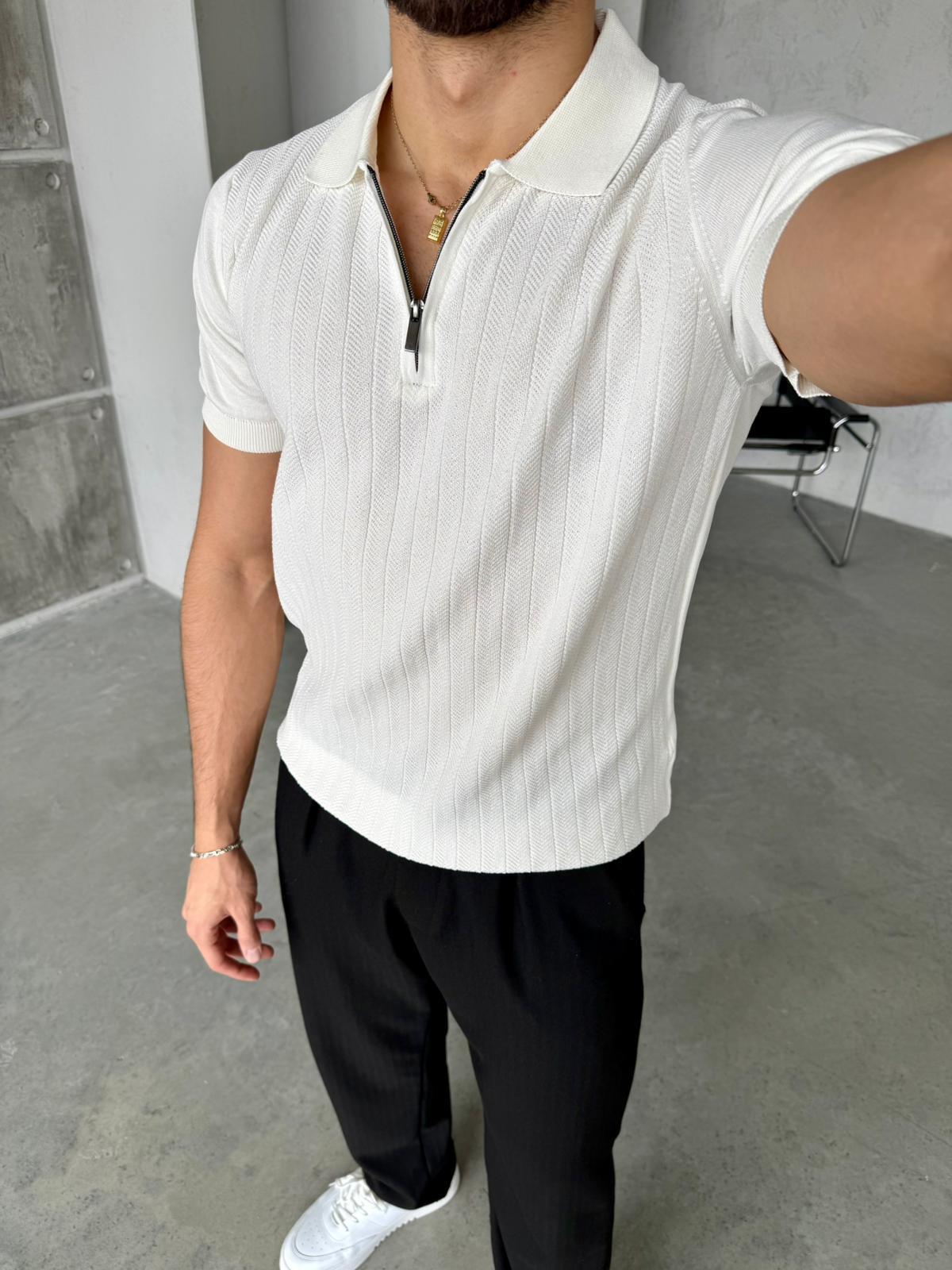 Patterned Zip Polo Knit – White| TST.010