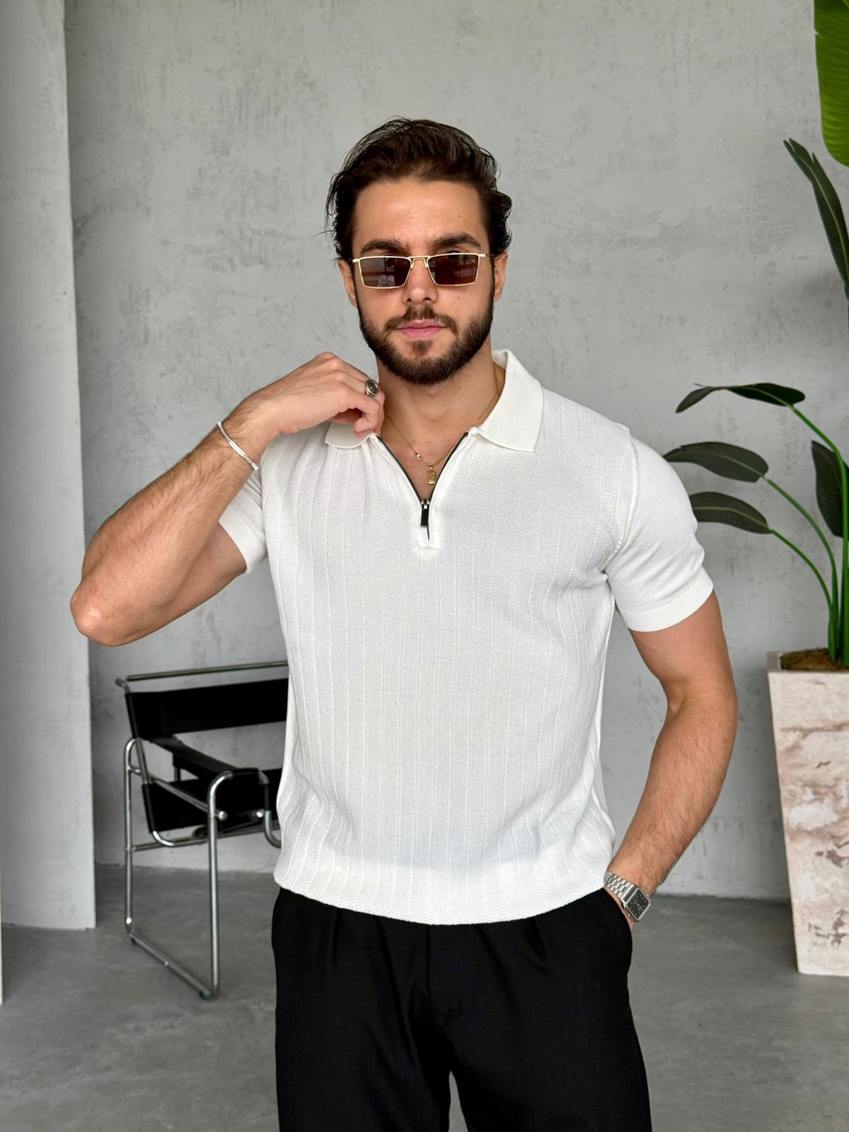 Patterned Zip Polo Knit – White| TST.010