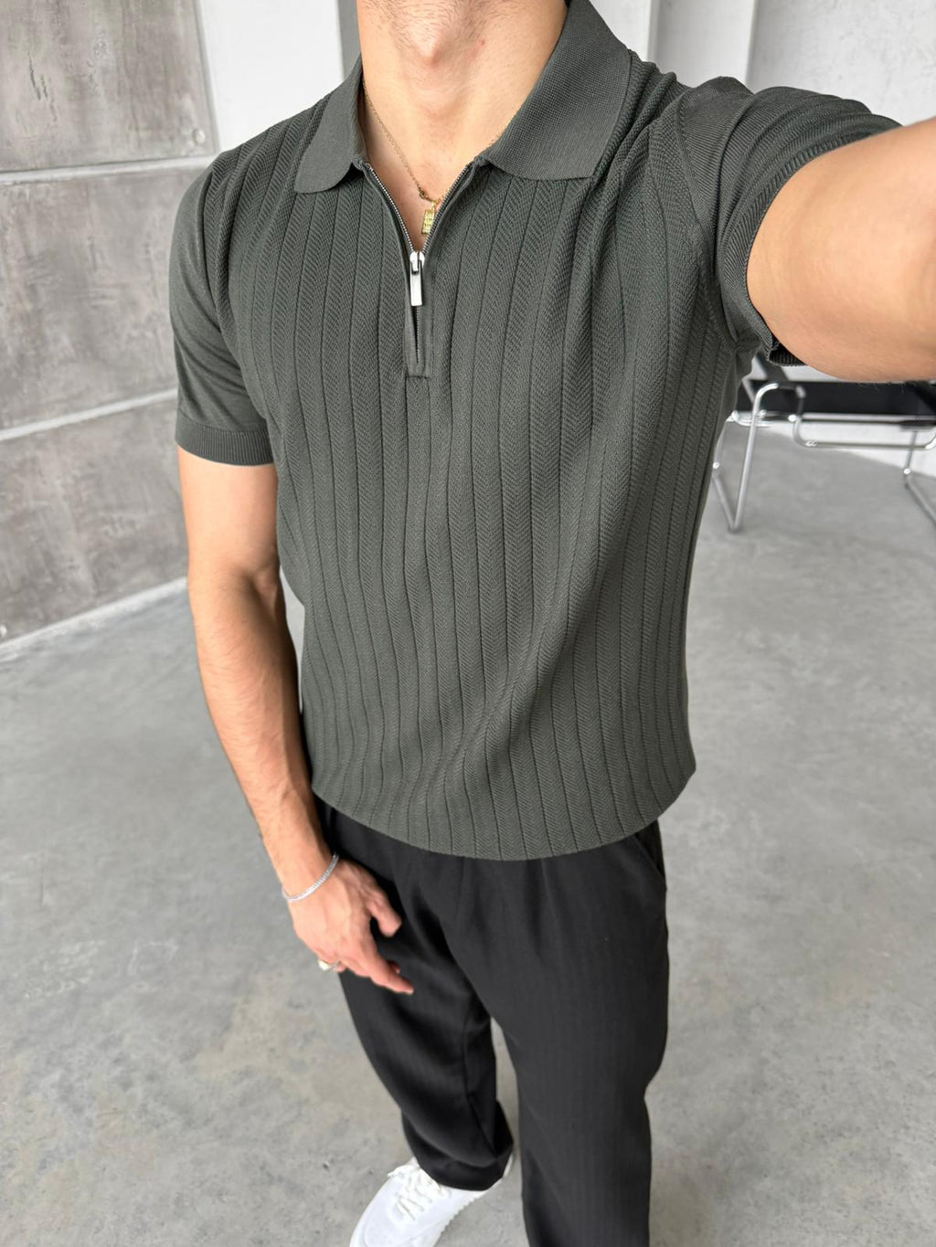 Patterned Zip Polo Knit – Khaki | TST.010