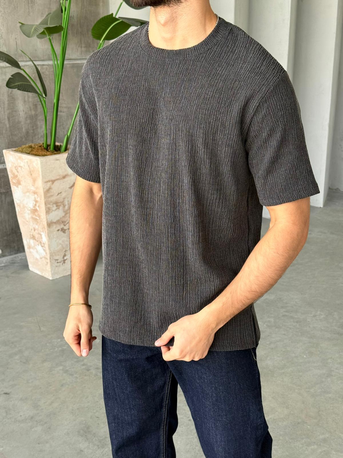 Patterned Side-Slit T-Shirt – Antrasit | TST.015