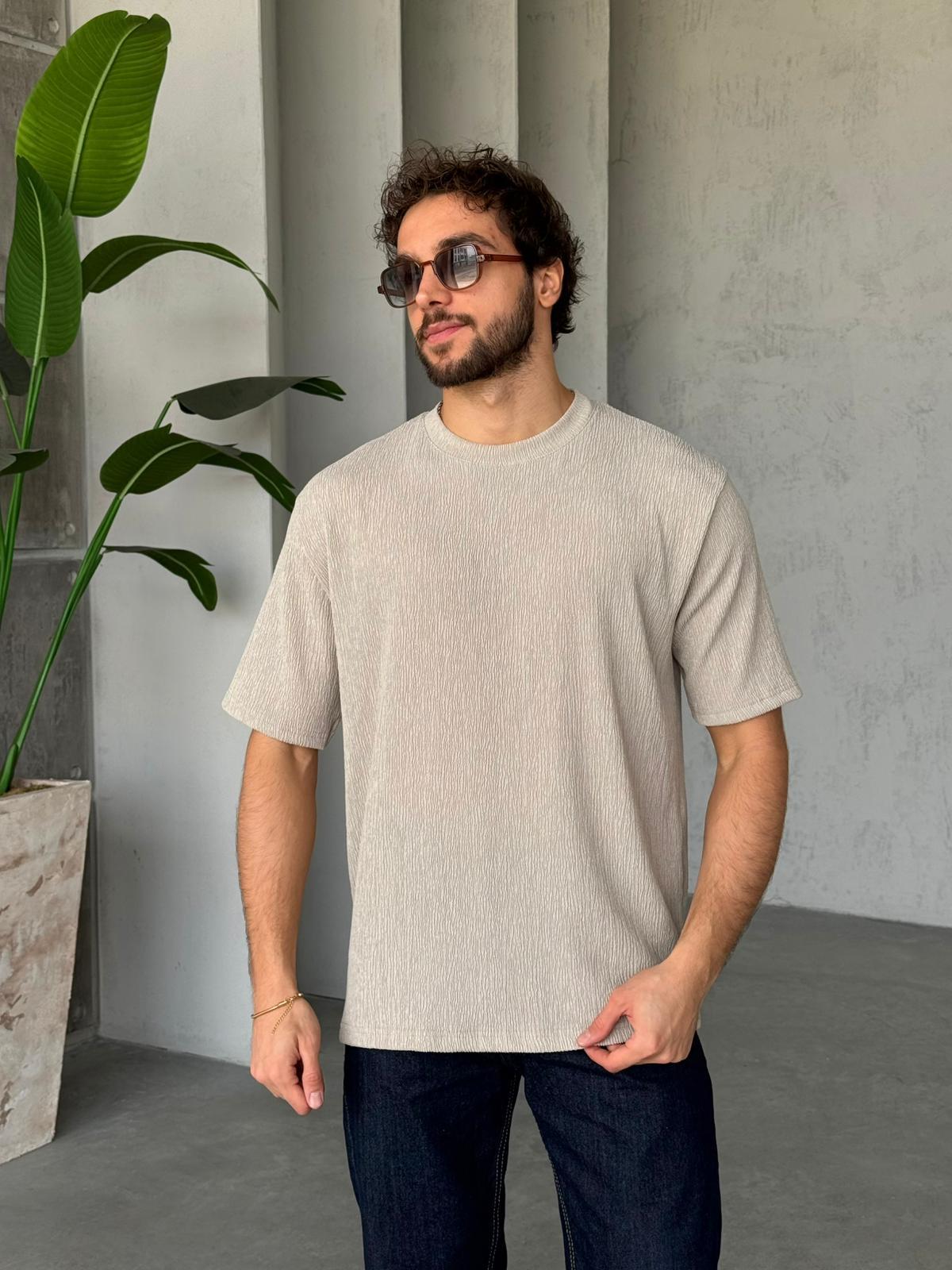 Patterned Side-Slit T-Shirt – Kream | TST.015