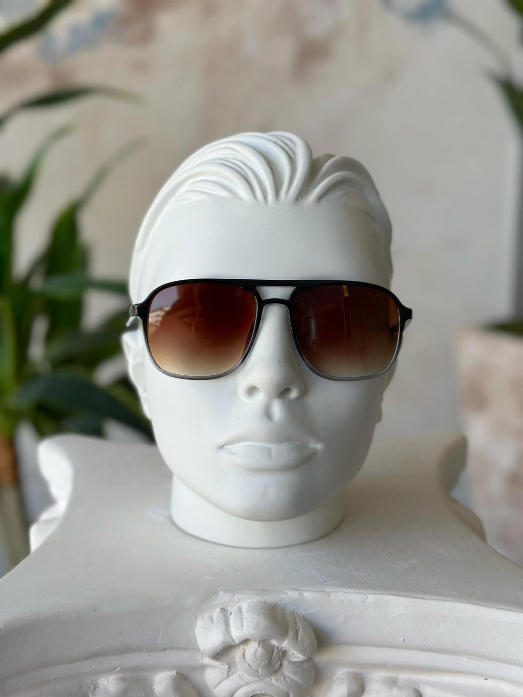 G117 Gradient Lens Black Frame Sunglasses