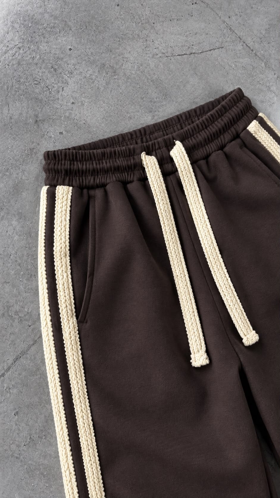 Woven Stripe Design Baggy Tracksuit Pants – Brown