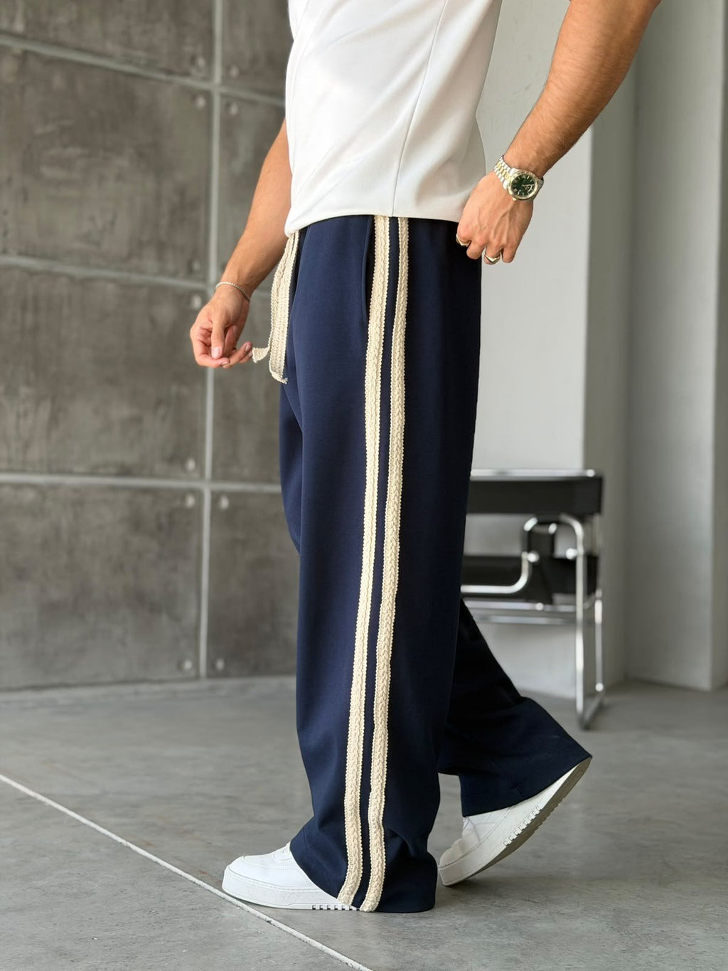 Woven Stripe Design Baggy Tracksuit Pants – Navy