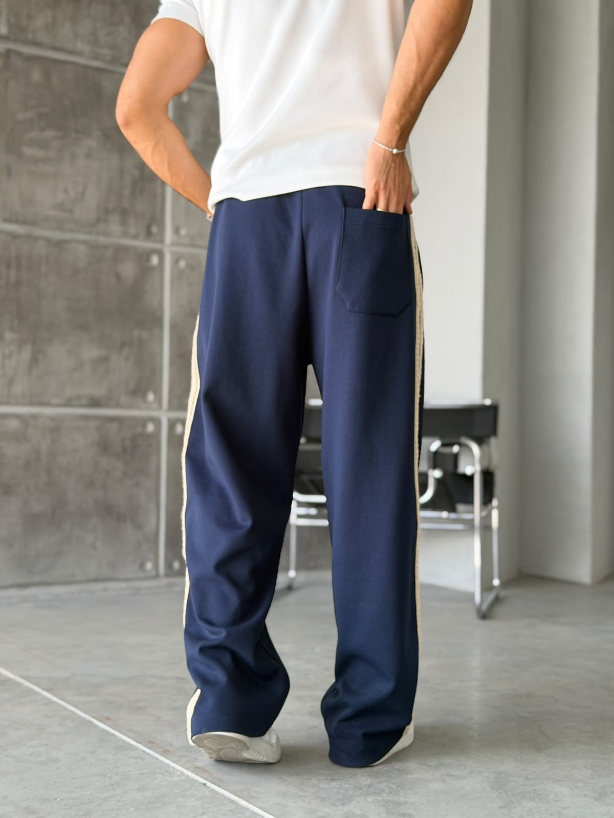 Woven Stripe Design Baggy Tracksuit Pants – Navy