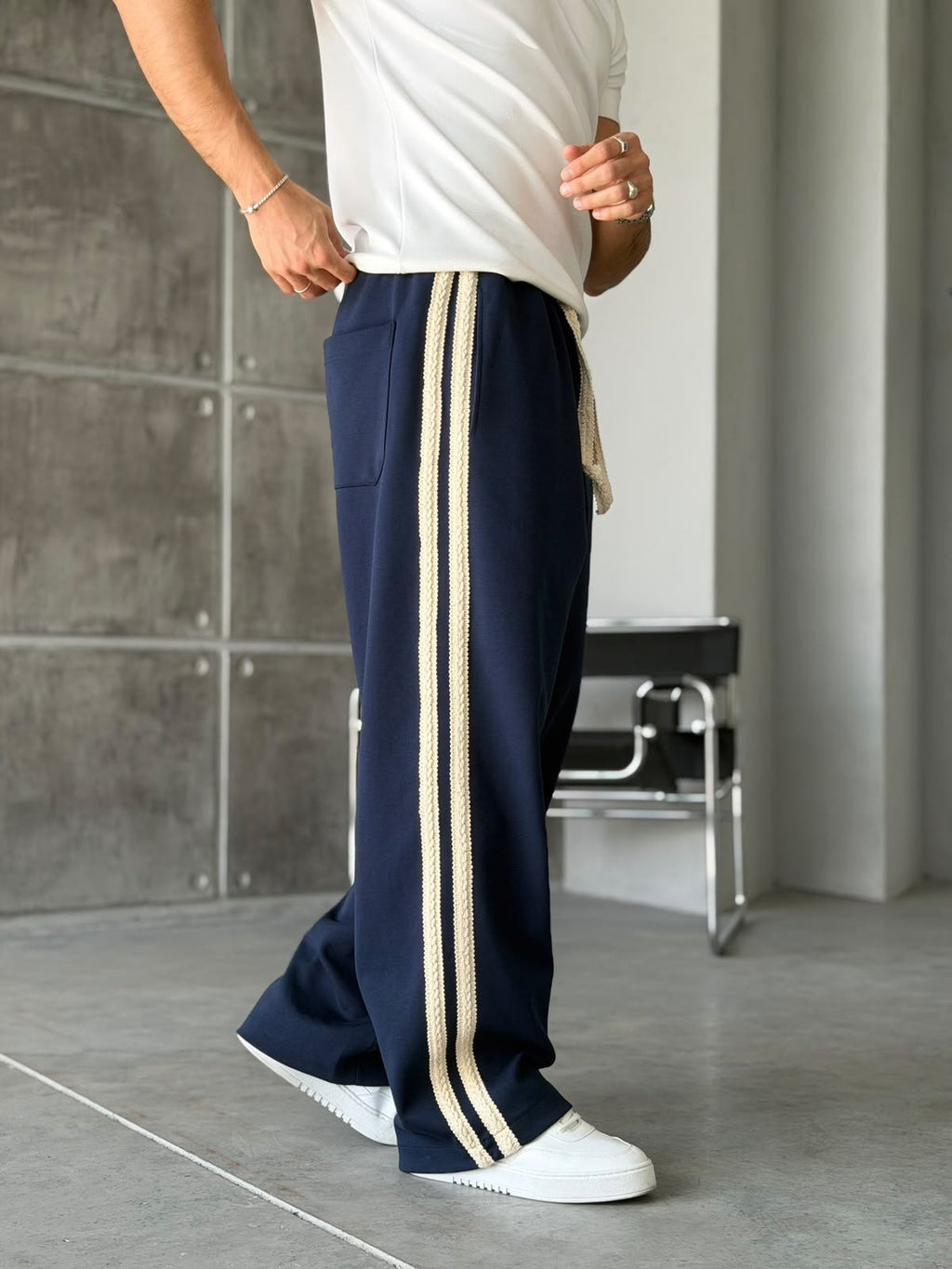 Woven Stripe Design Baggy Tracksuit Pants – Navy