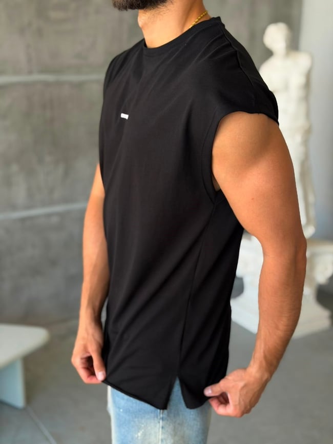 Black Sleeveless Longline T-Shirt