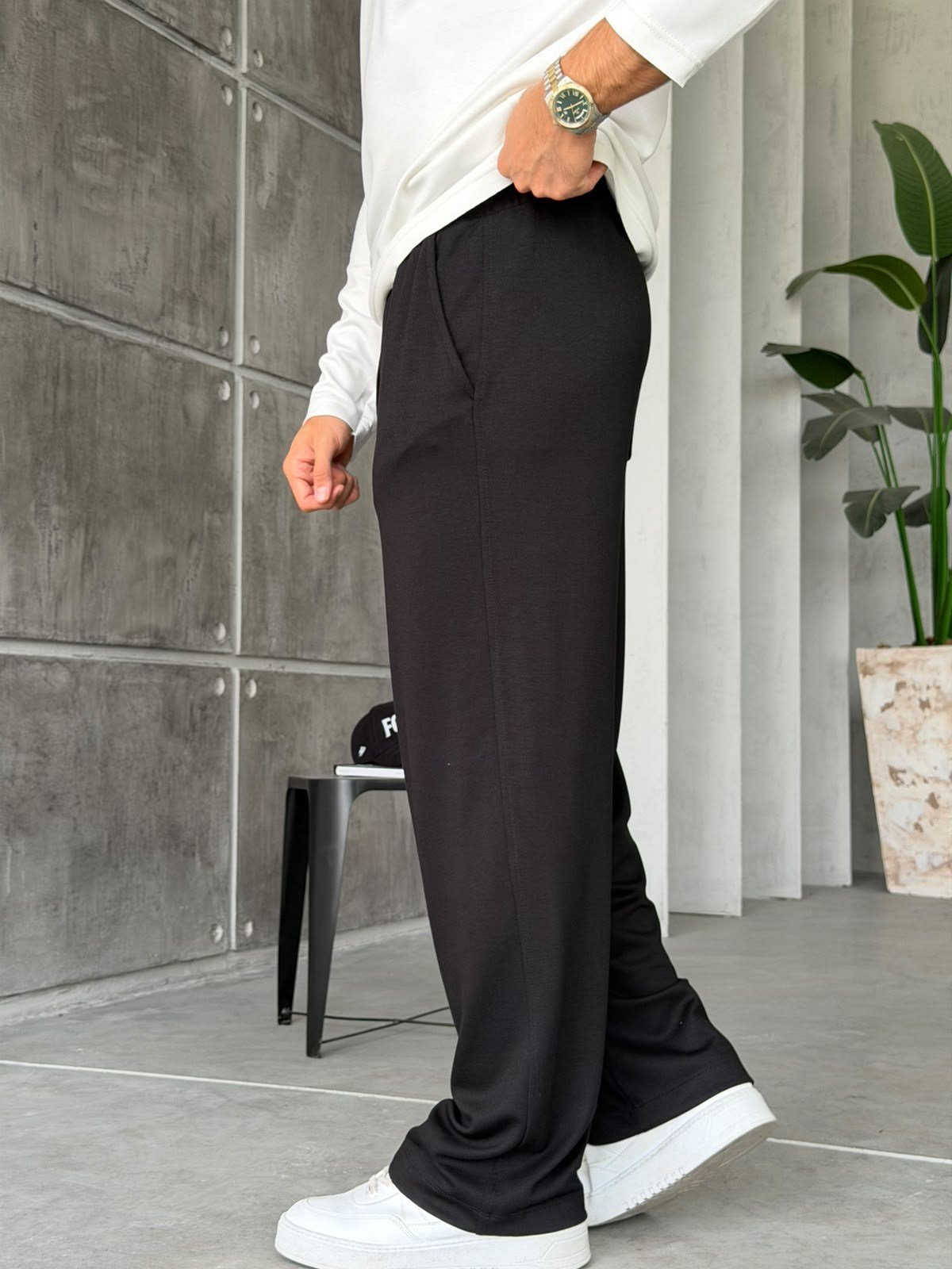 Modal Fabric Basic Baggy Joggers – Black