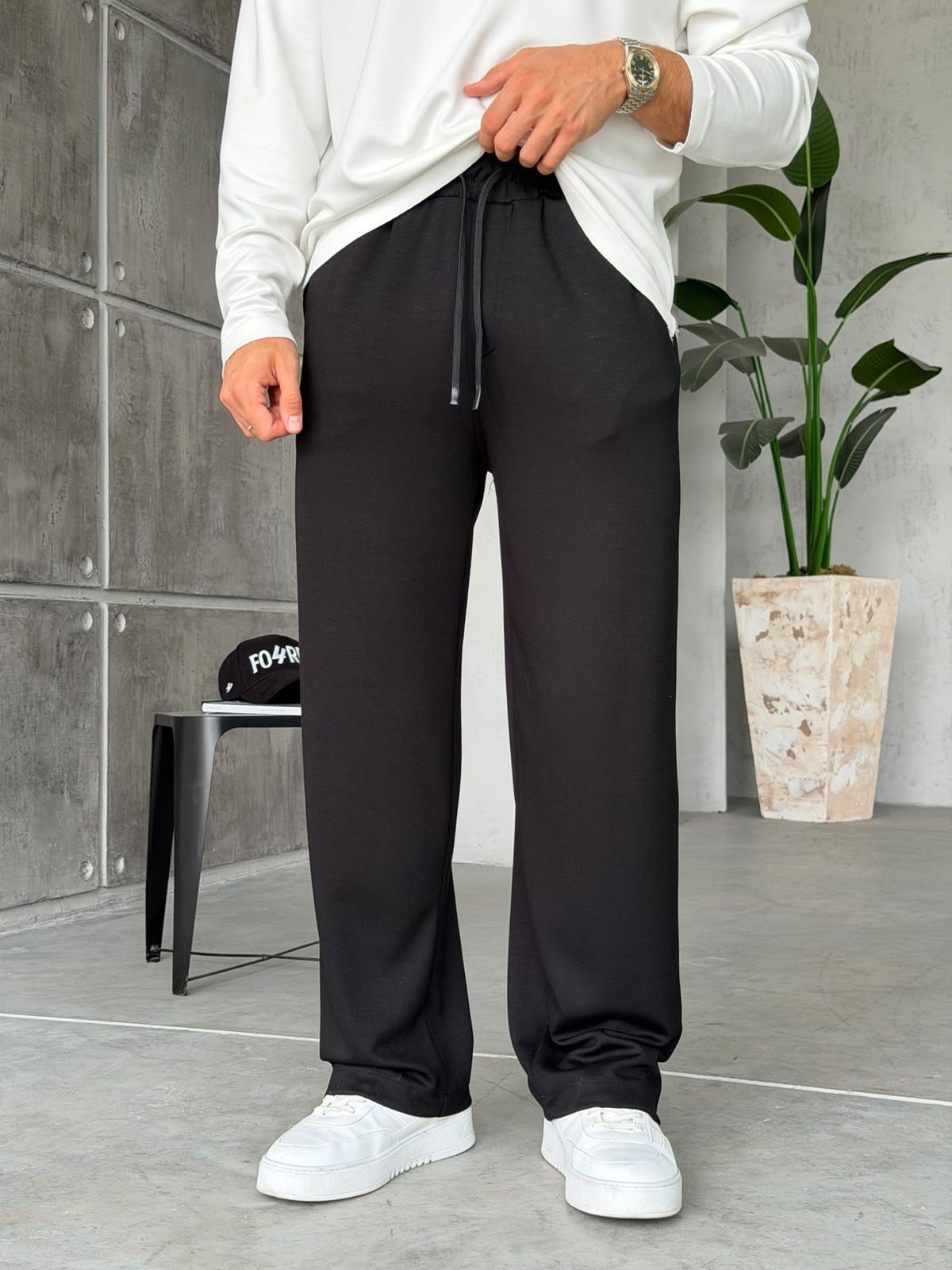 Modal Fabric Basic Baggy Joggers – Black