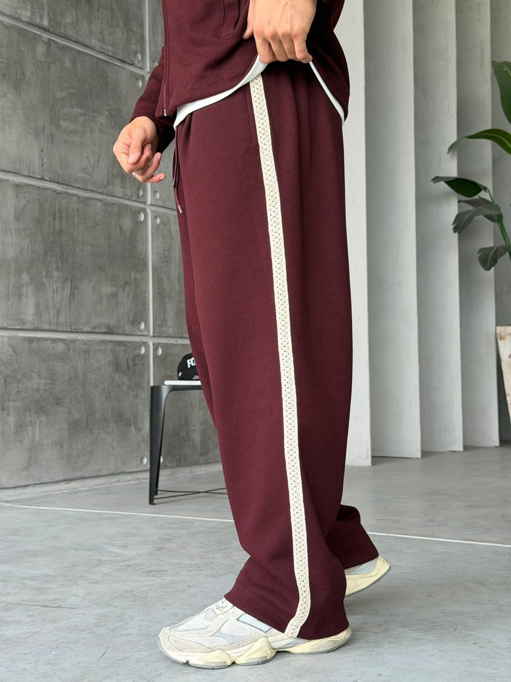 Striped Zip-Up Tracksuit – Bordo