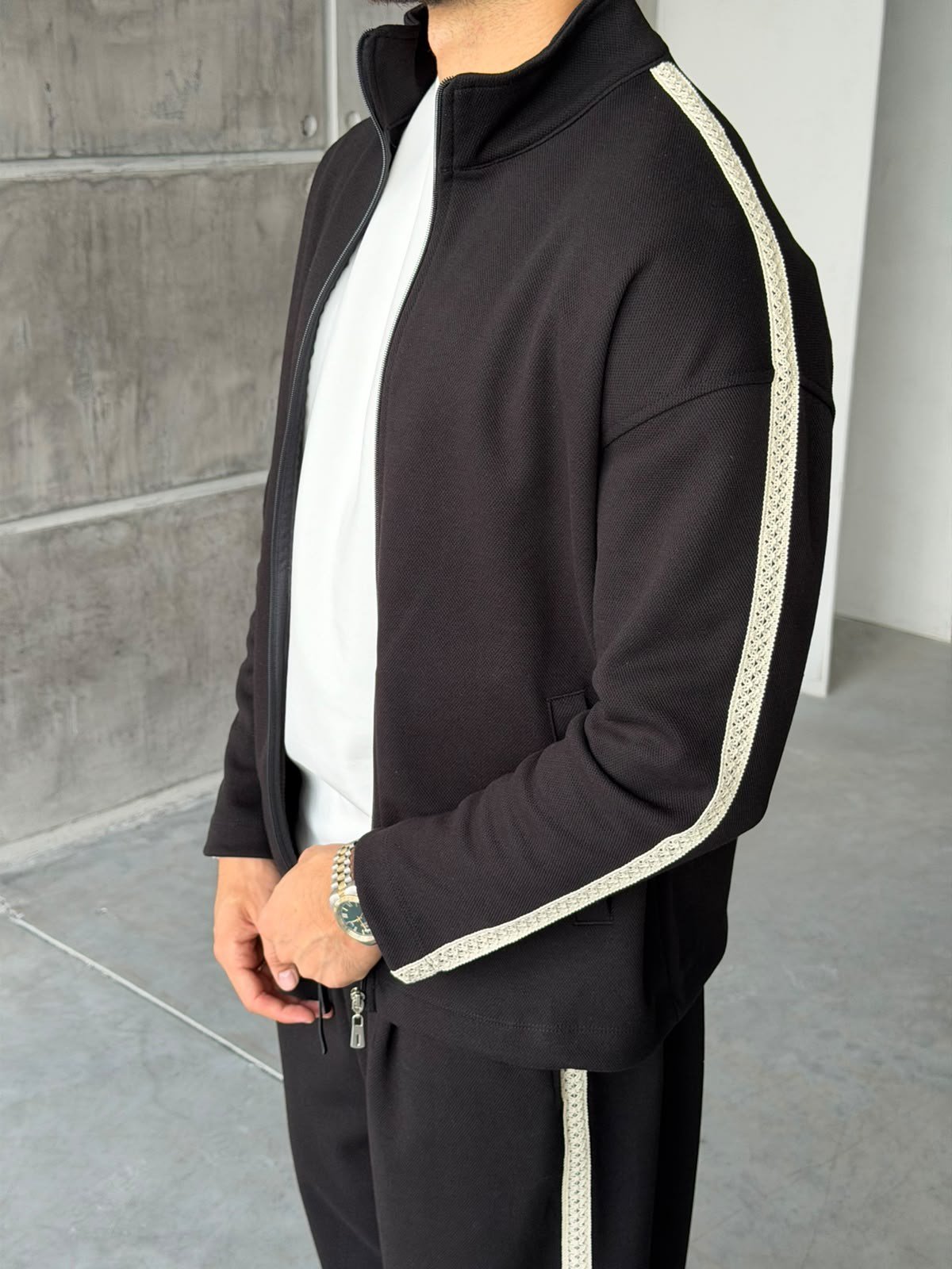 Striped Zip-Up Tracksuit – Black