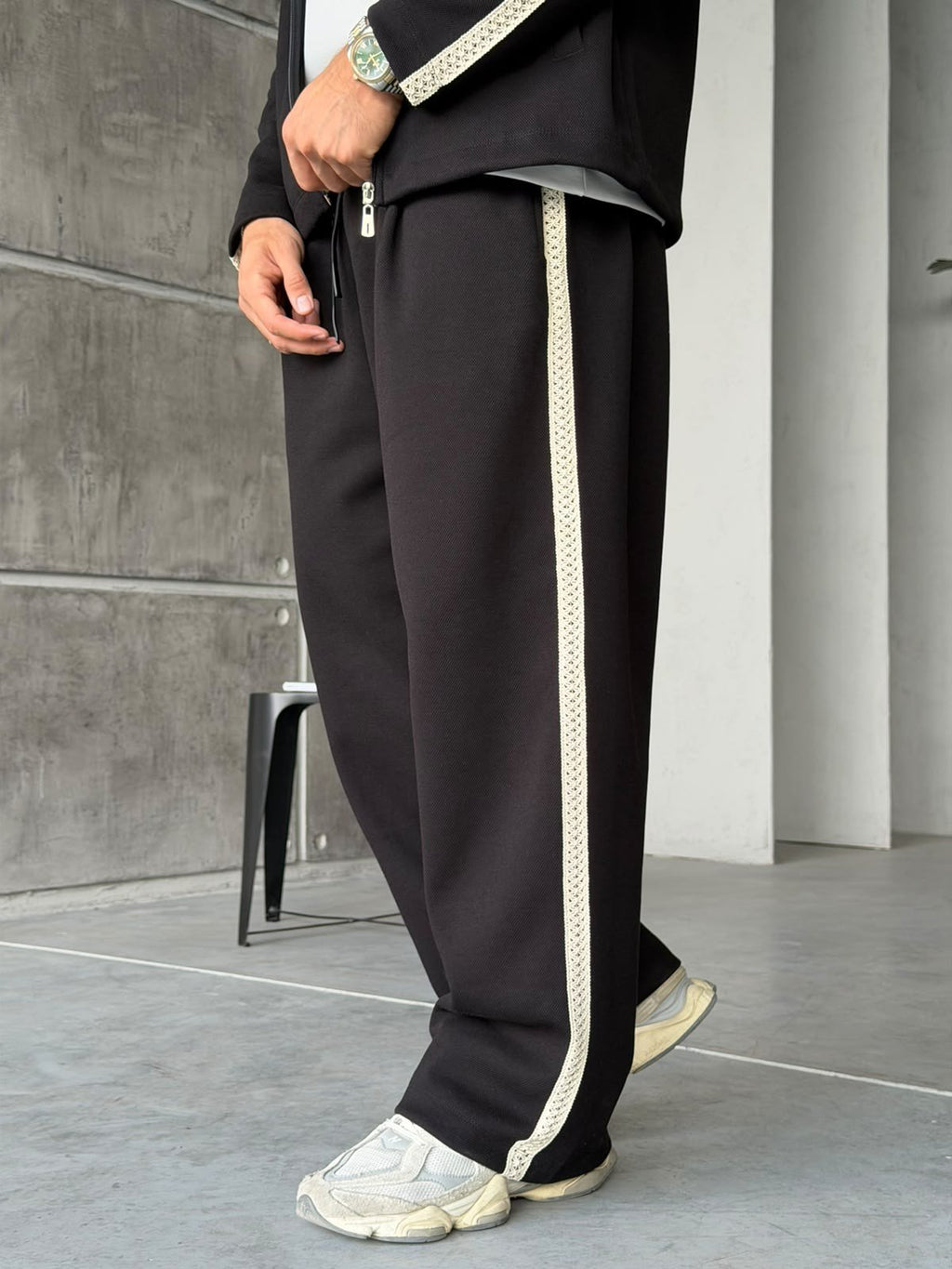 Striped Zip-Up Tracksuit – Black