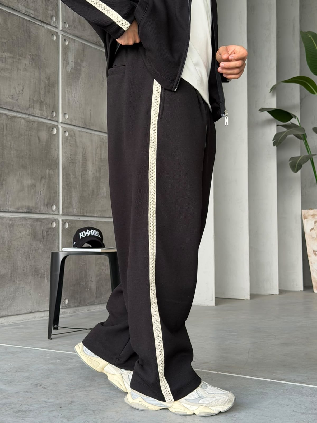 Striped Zip-Up Tracksuit – Black