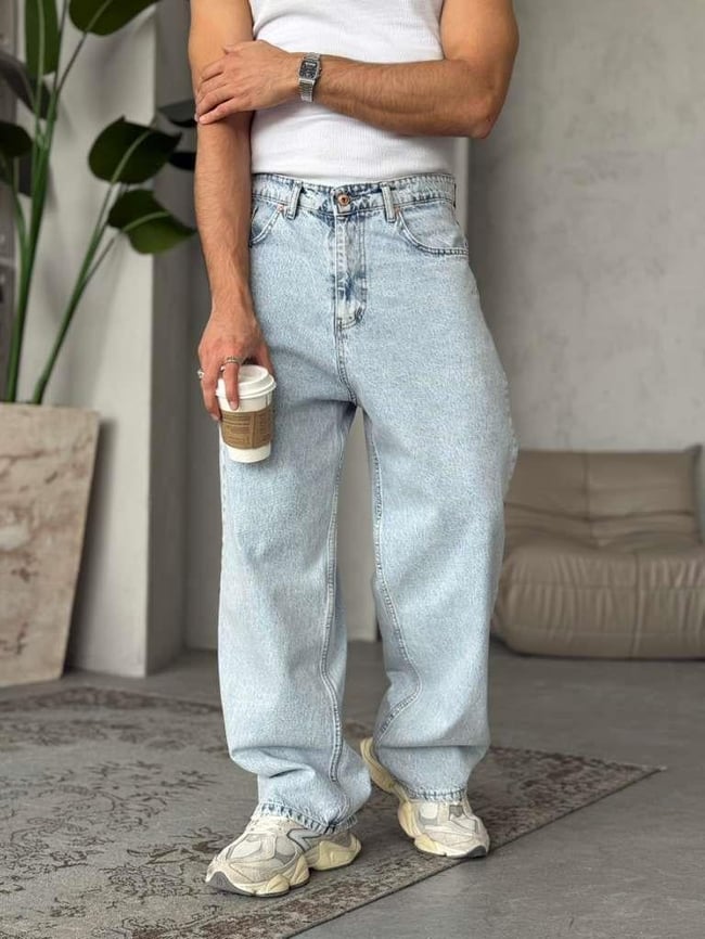 Skater Fit Snow Wash Jeans