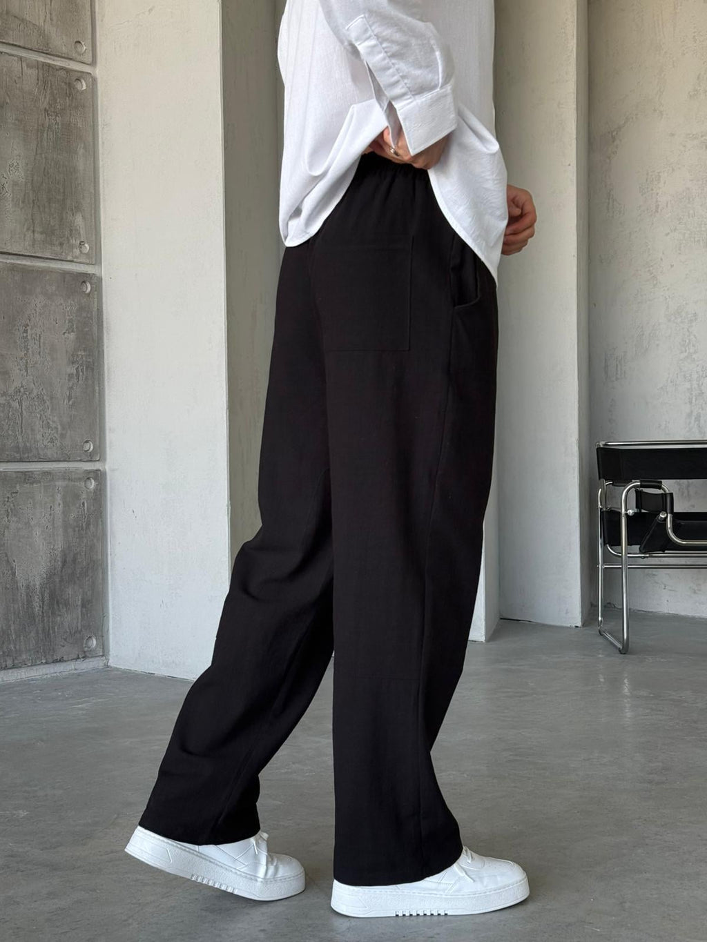 PNT BLACK