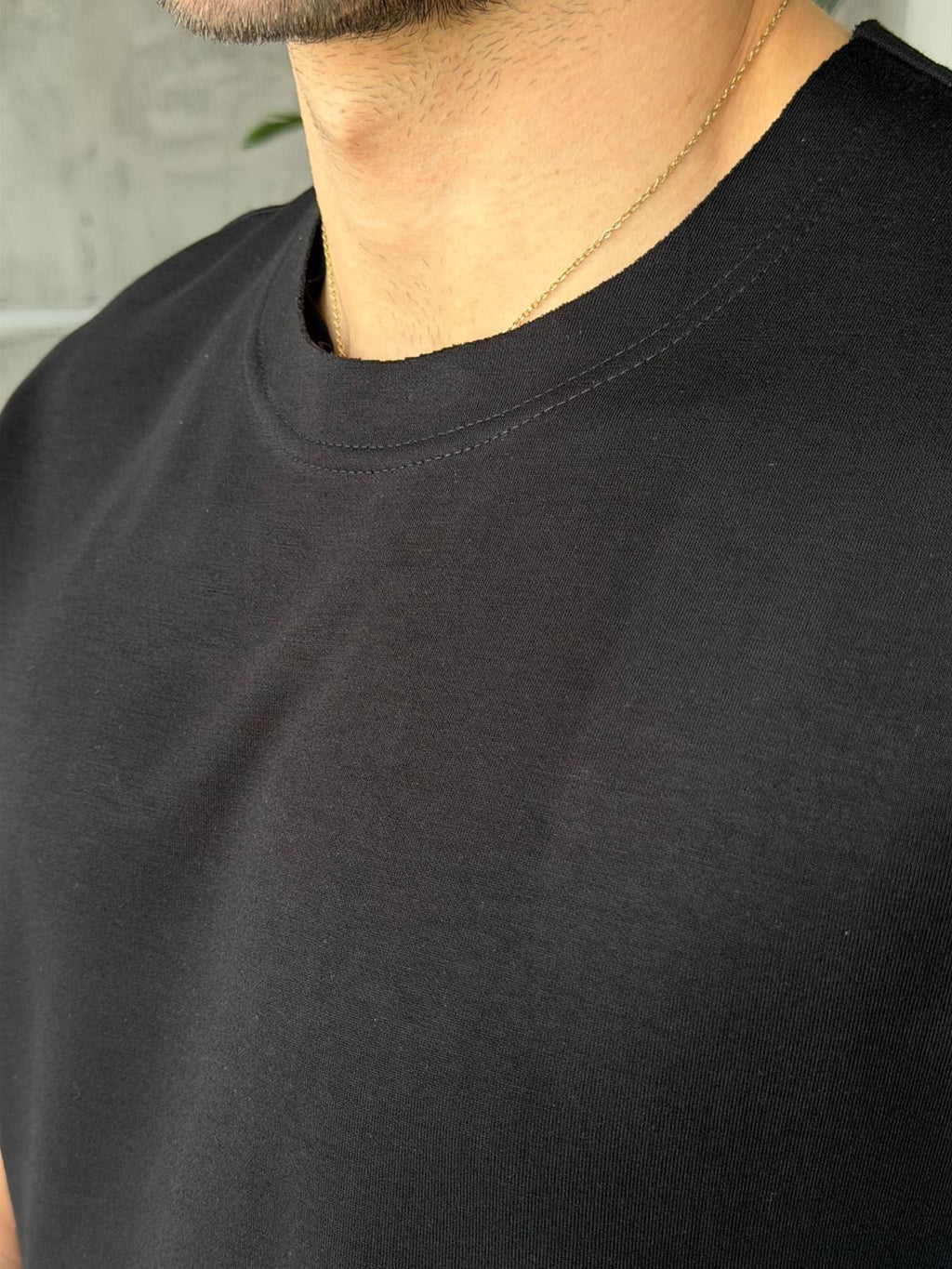 TST BLACK