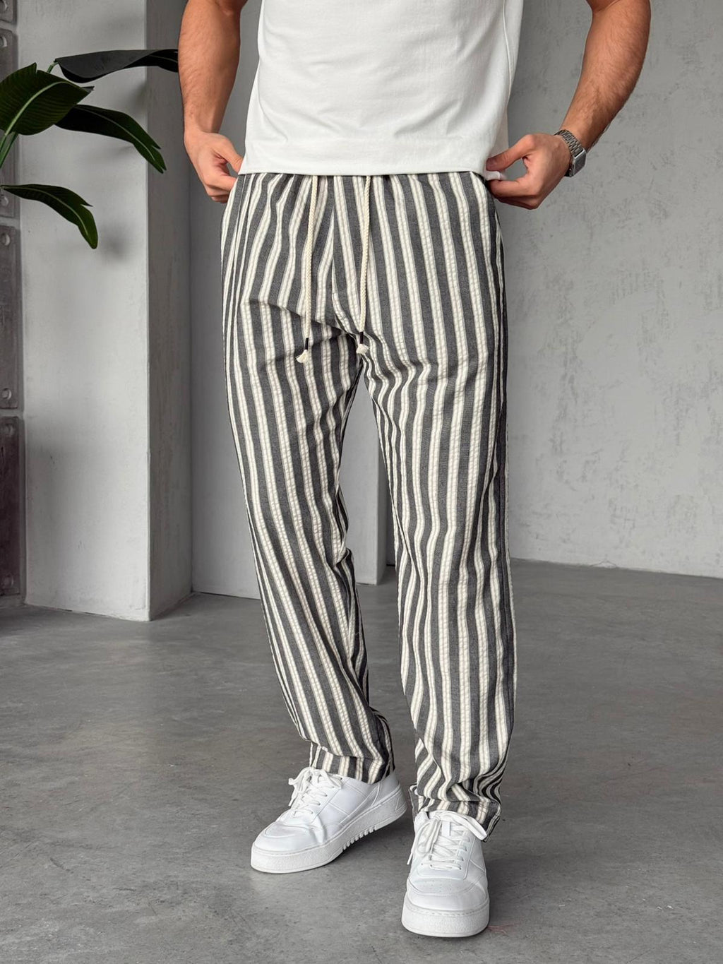 Striped Jogger Pants M - HAKI | PNT.08